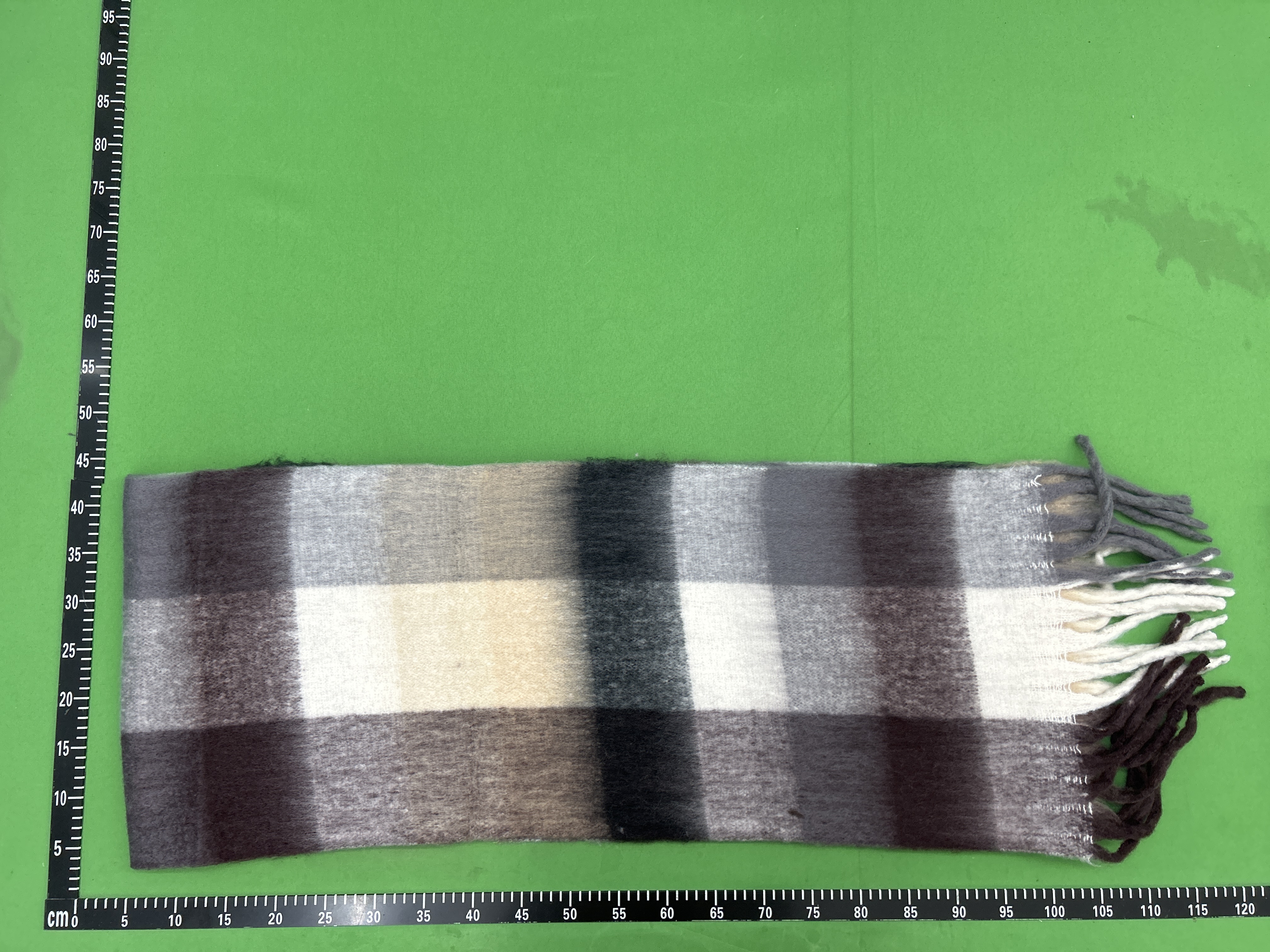 Foto QC 1 de Acne Studios Mohair Checked Scarf Green/Grey/Black