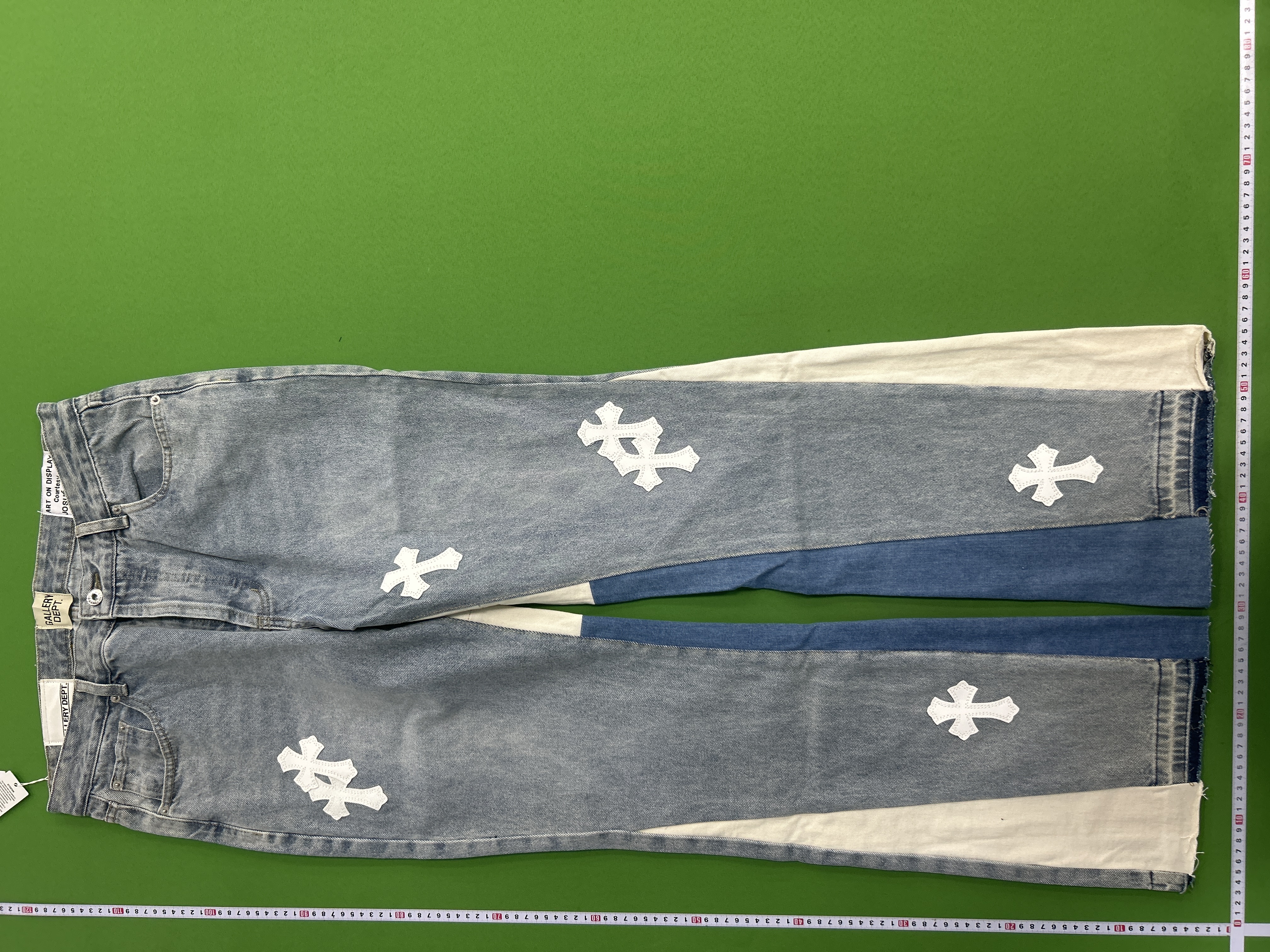 Foto QC 7 de Gallery Dept La Chino Flare Pants Paint Splatter Black