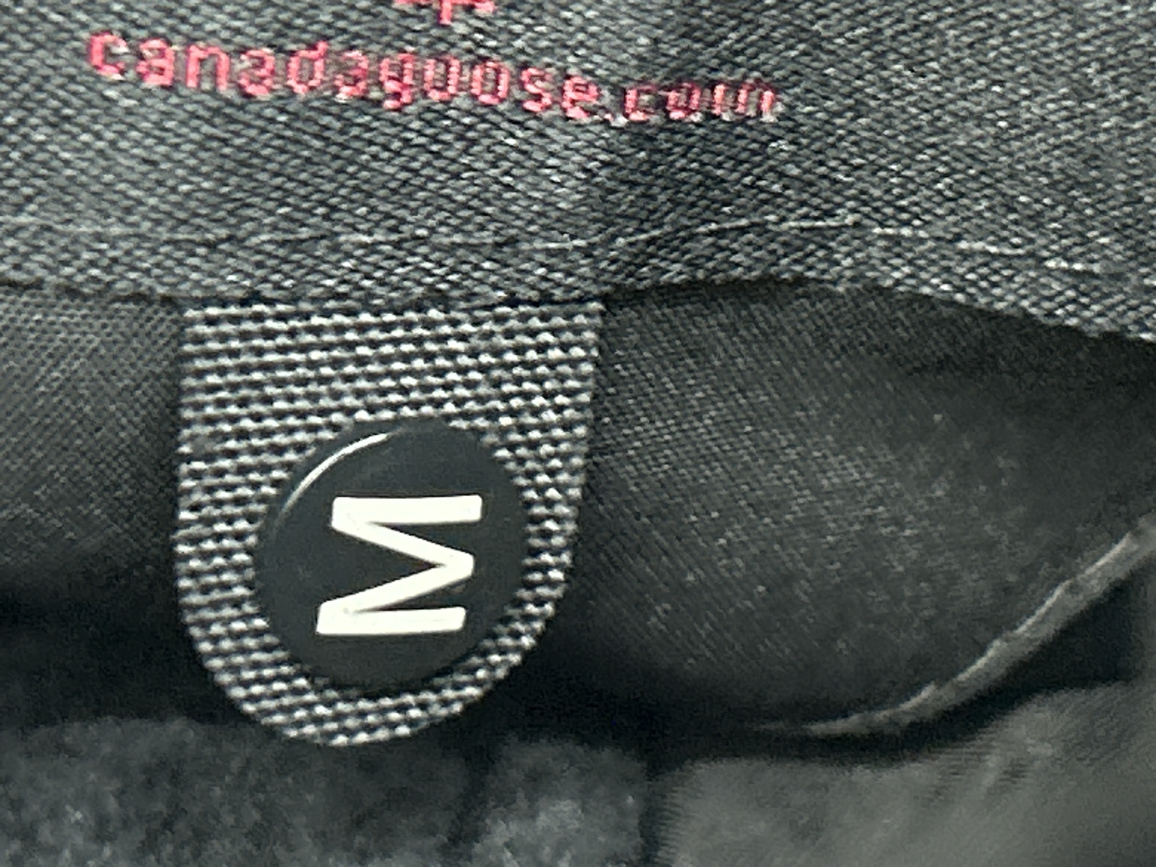 Foto QC 2 de Moose Knuckles Gold Series Down Jacket Black