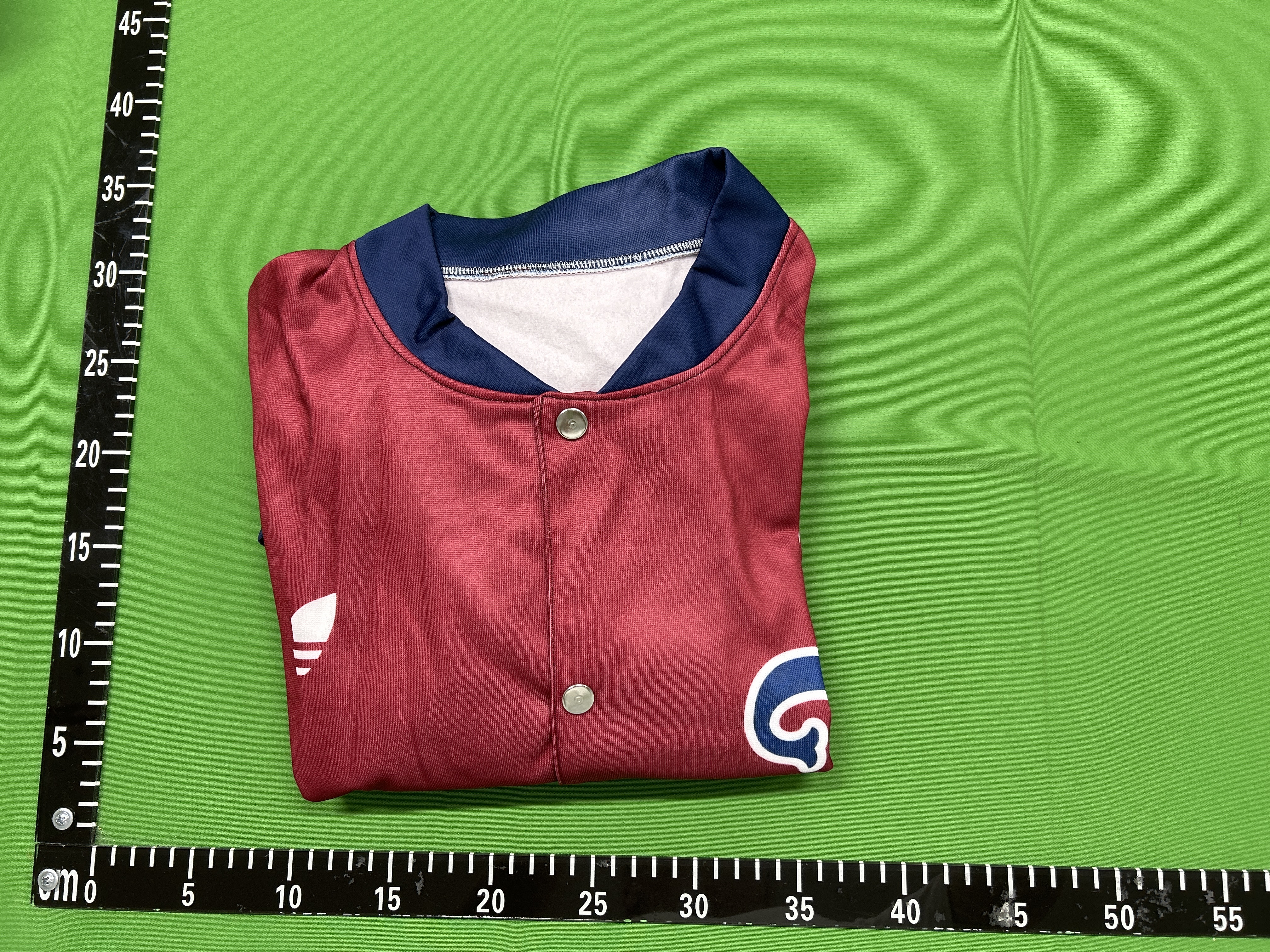 Foto QC 2 de adidas Arsenal VRCT Varsity Jacket Noble Maroon