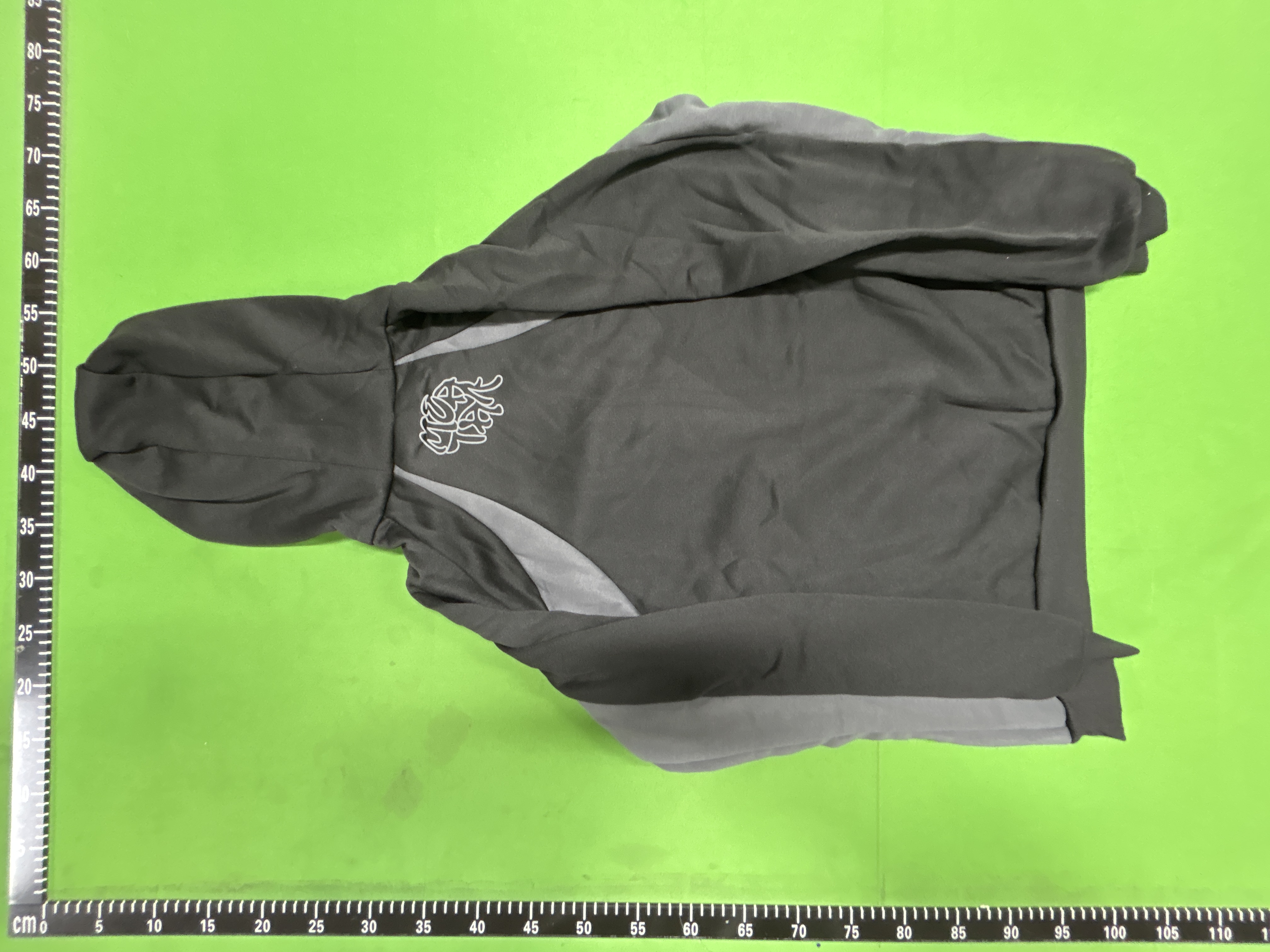 Foto QC 3 de Mertra Split Panel Sweat Shorts Grey