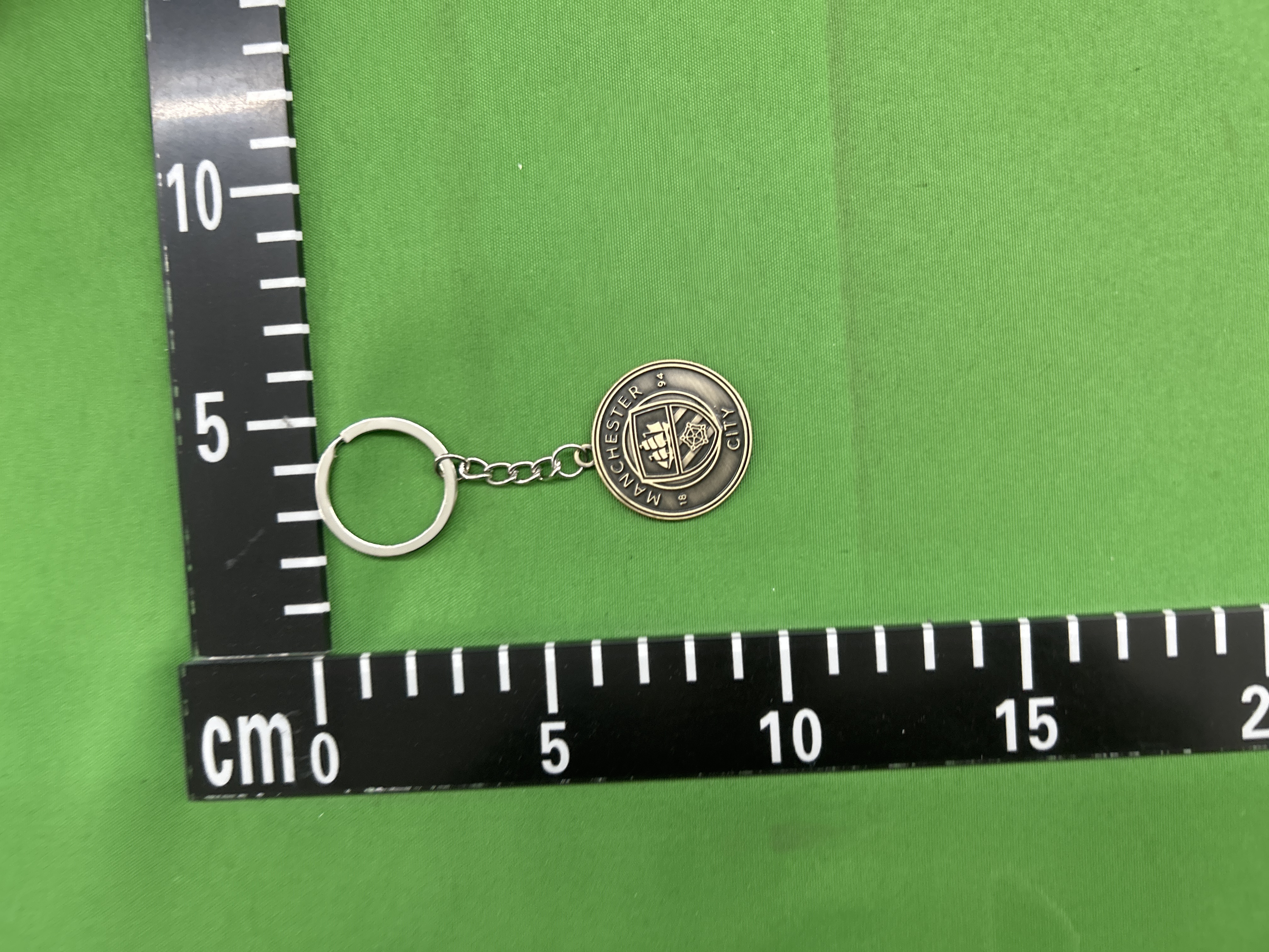 Foto QC 2 de Other FC Barcelona Crest Keychain Bronze
