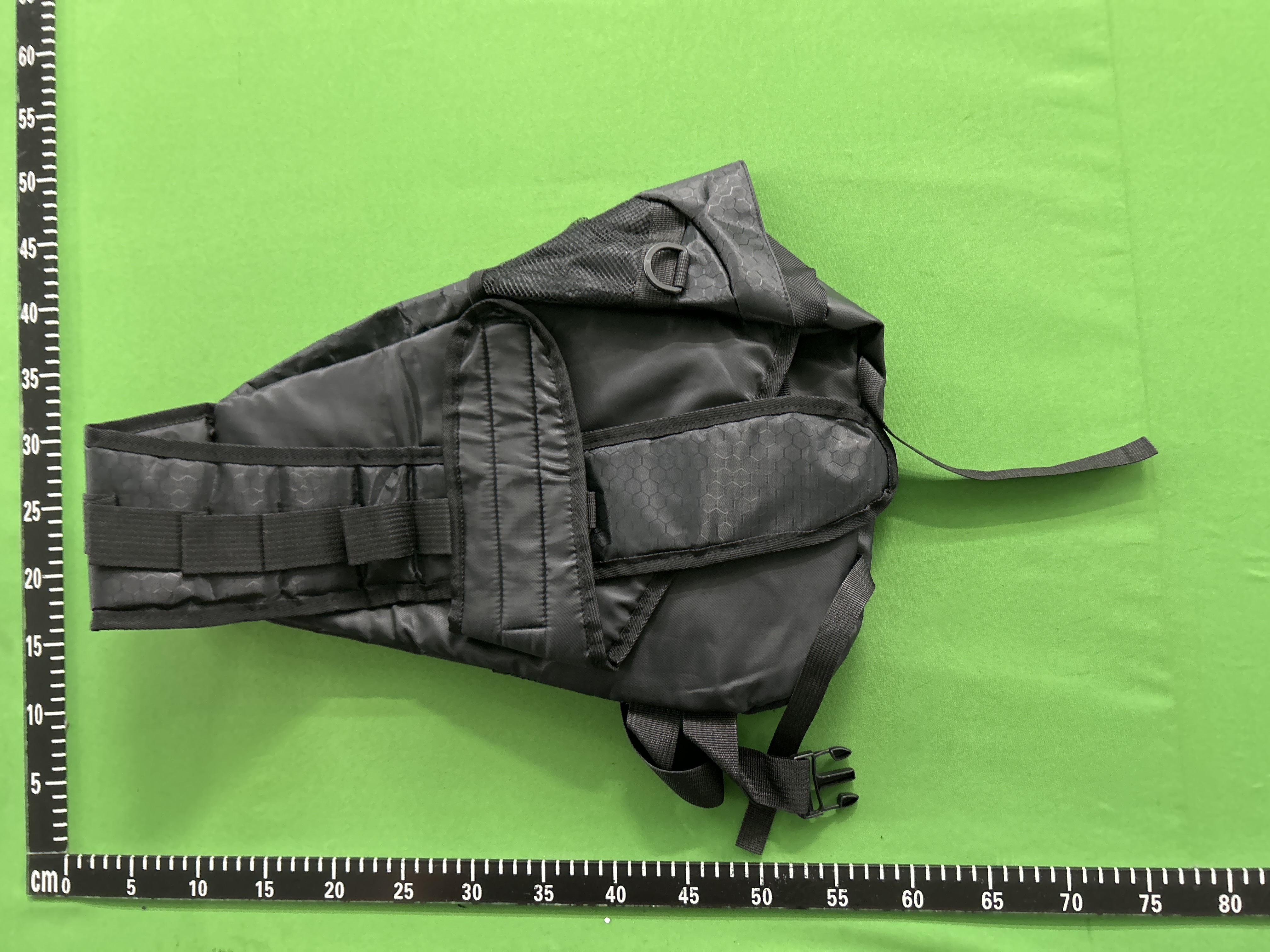 Foto QC 8 de Oakley Sandbag Sling Bag Black Yellow