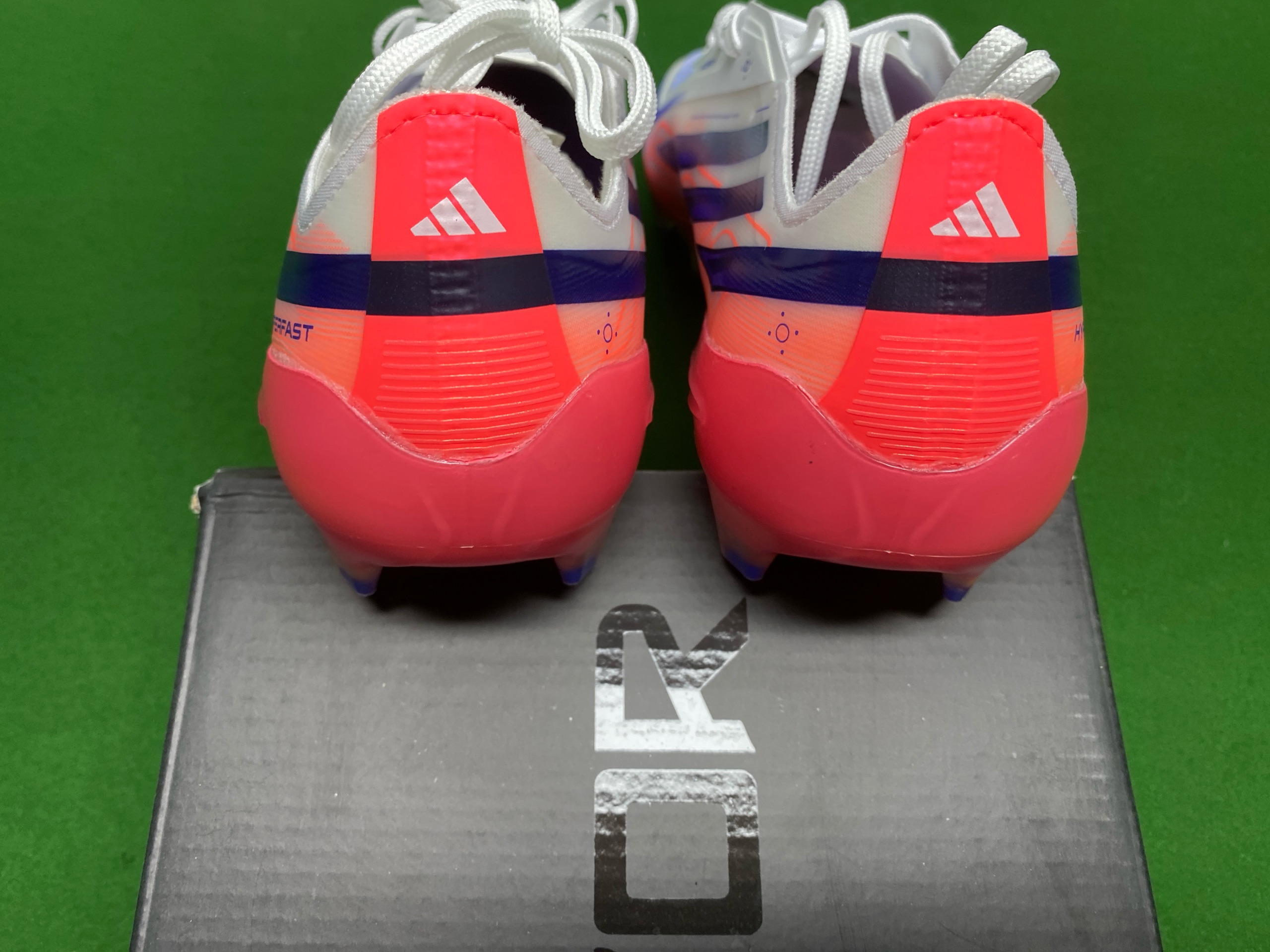 Foto QC 6 de adidas F50 Elite Low White Solar Red Lucid Blue IF1320