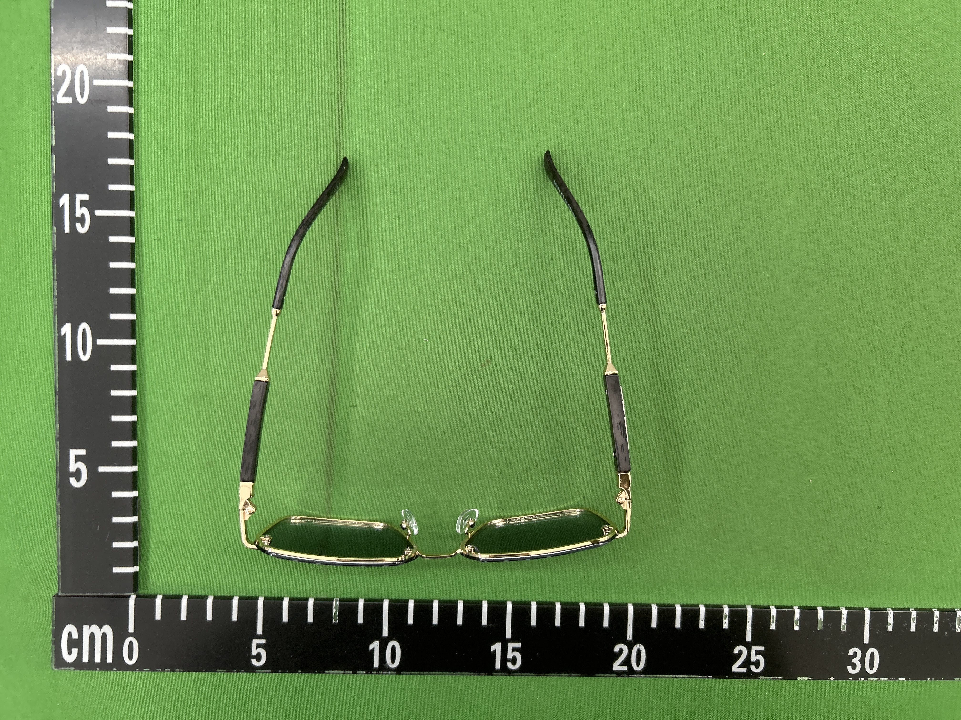 Foto QC 7 de Cartier Panthère Square-Frame Metal Sunglasses Gold Brown Grey Gradient (3068)