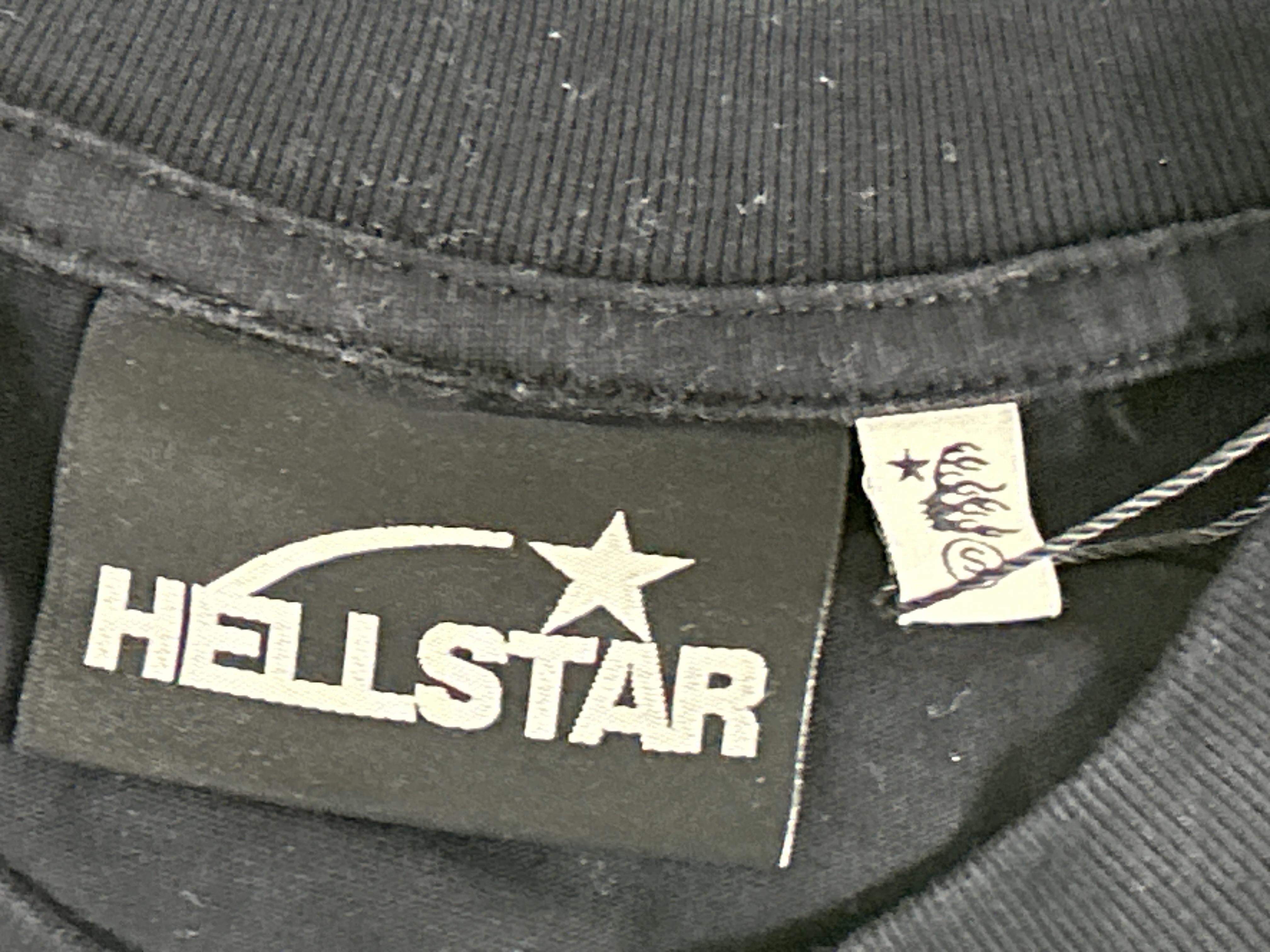 Foto QC 2 de Hellstar Reebok T-shirt Path 2 Paradise Hockey Mask 777 White Black