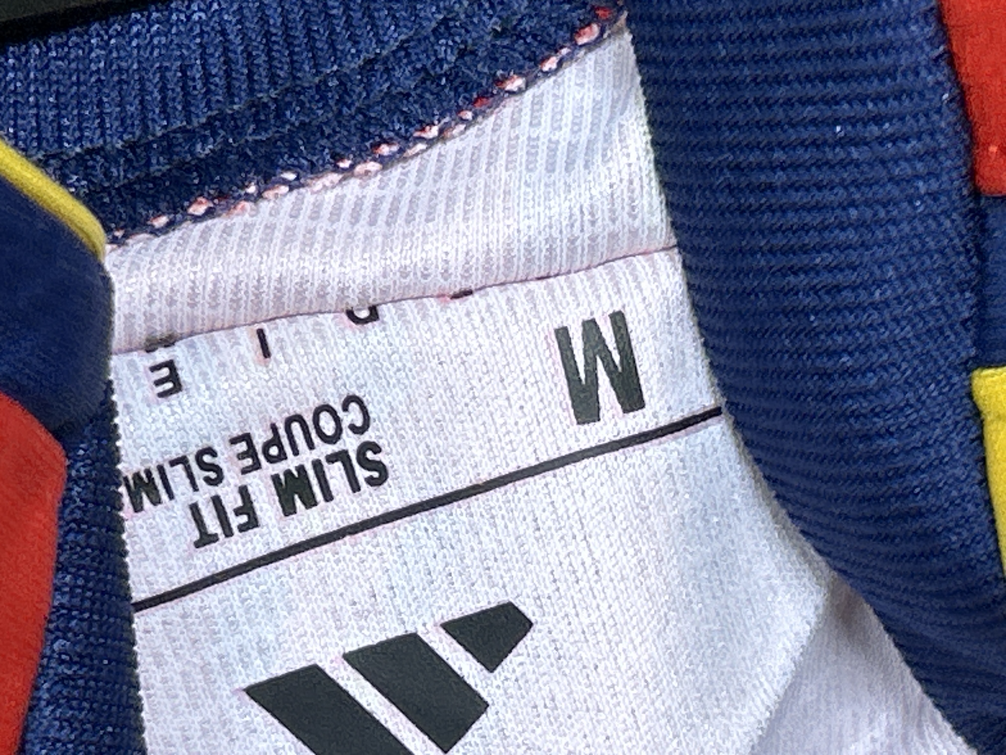 Foto QC 2 de adidas x Sweden 2026 Home Jersey Yellow