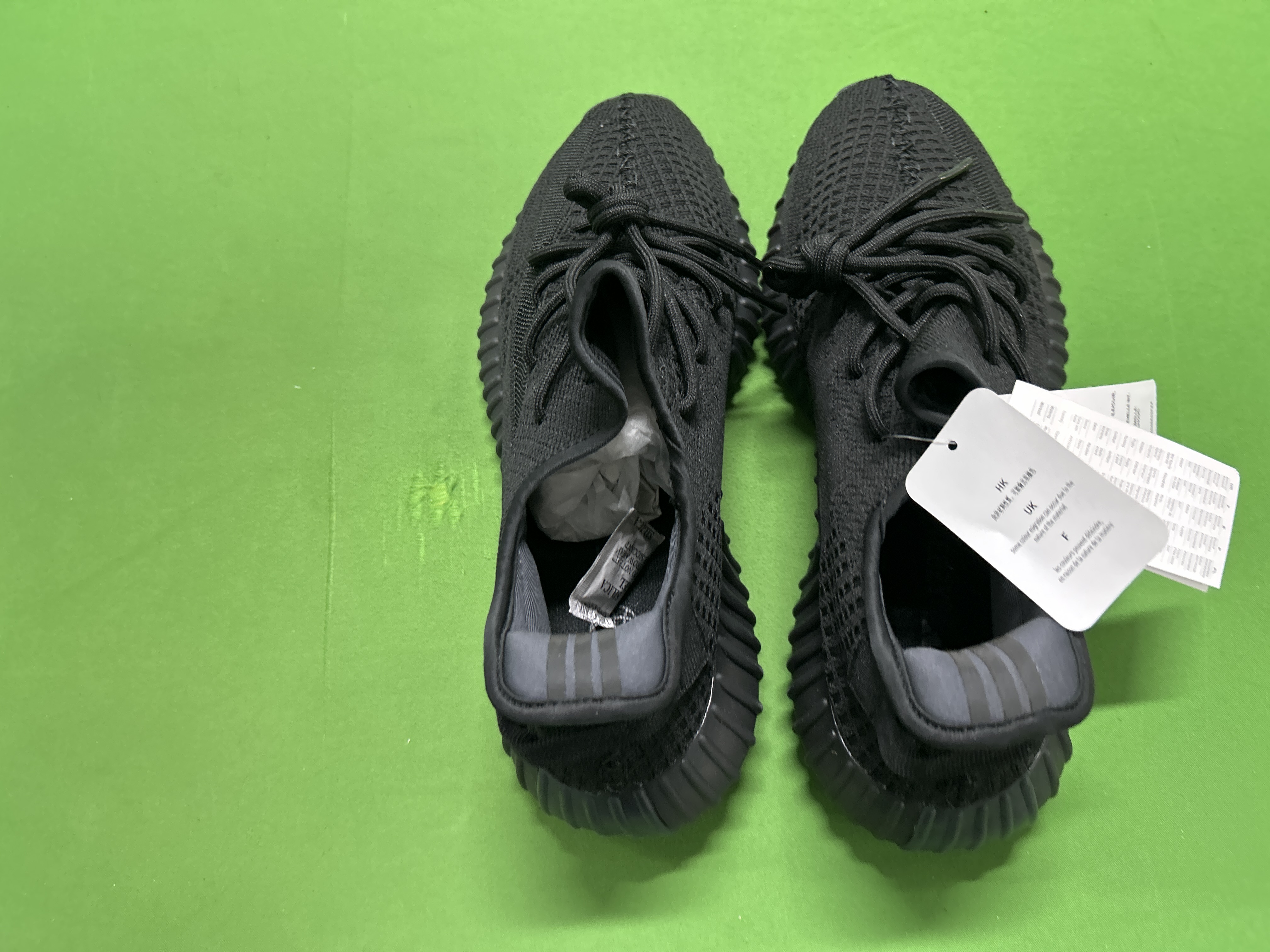 Foto QC 4 de Yeezy Boost 350 V2 Tail Light FX9017