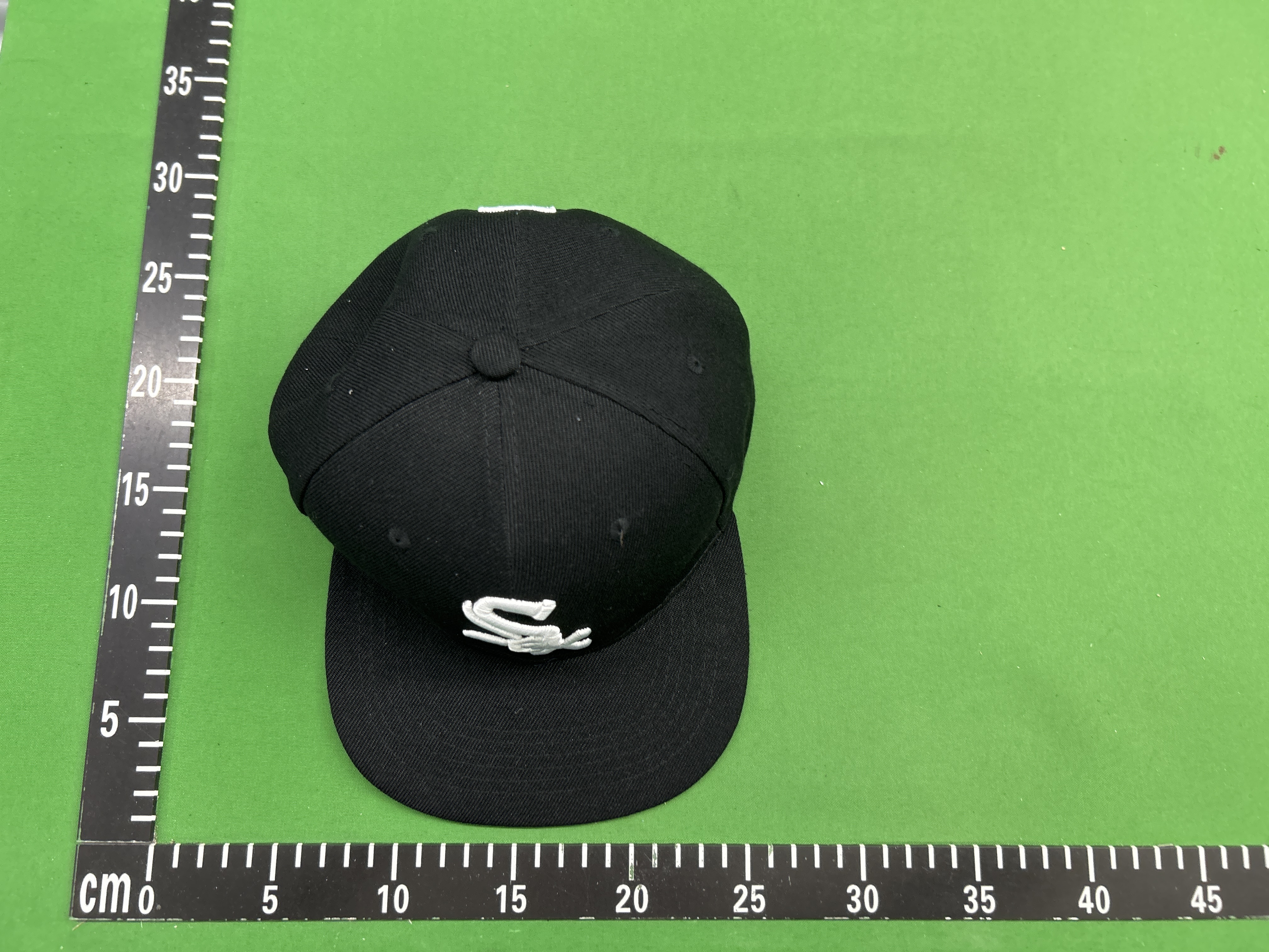 Foto QC 4 de New Era MLB San Diego Padres 2024 Postseason 9FORTY Cap Brown