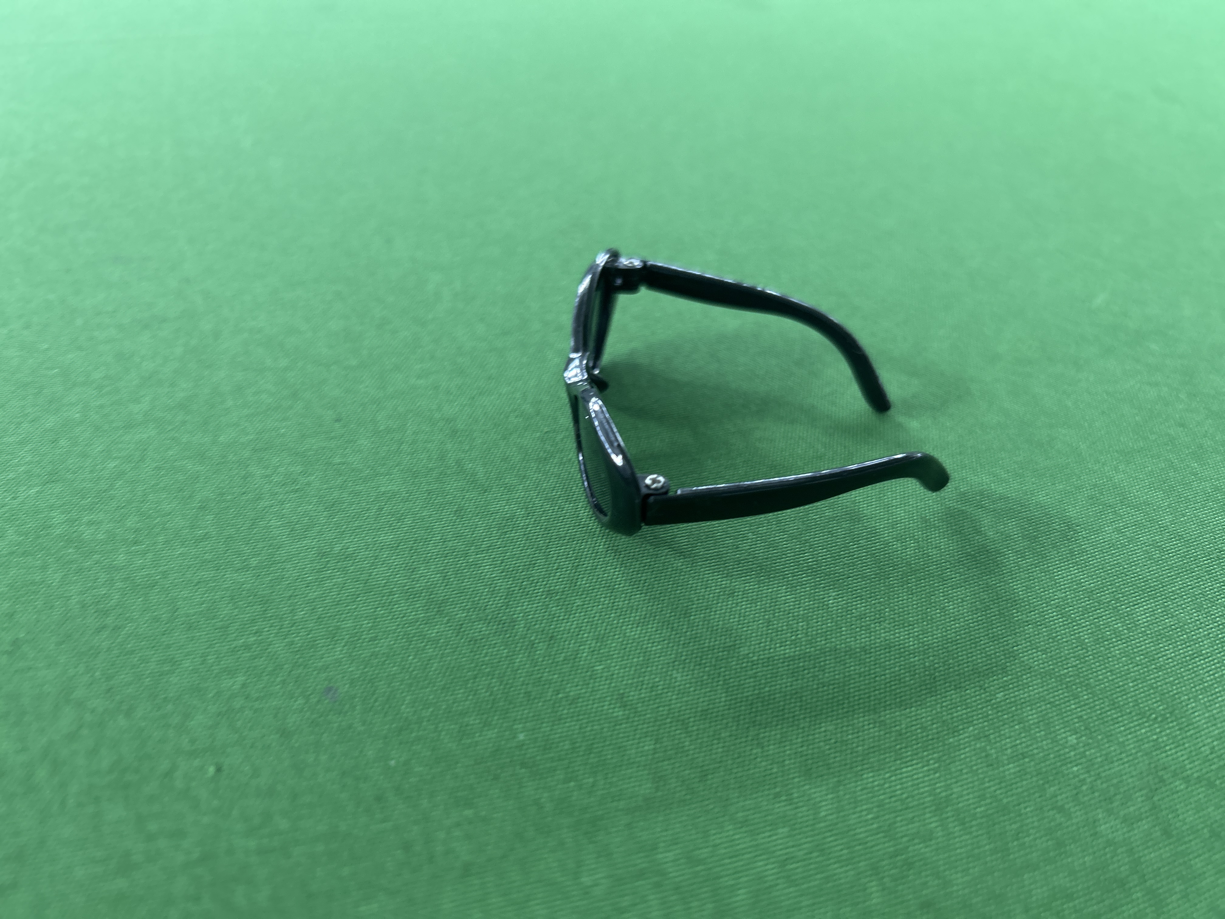 Foto QC 2 de Unbranded Hirono Nagano Bear 6.5cm Yellow Oval Frame Doll Sunglasses