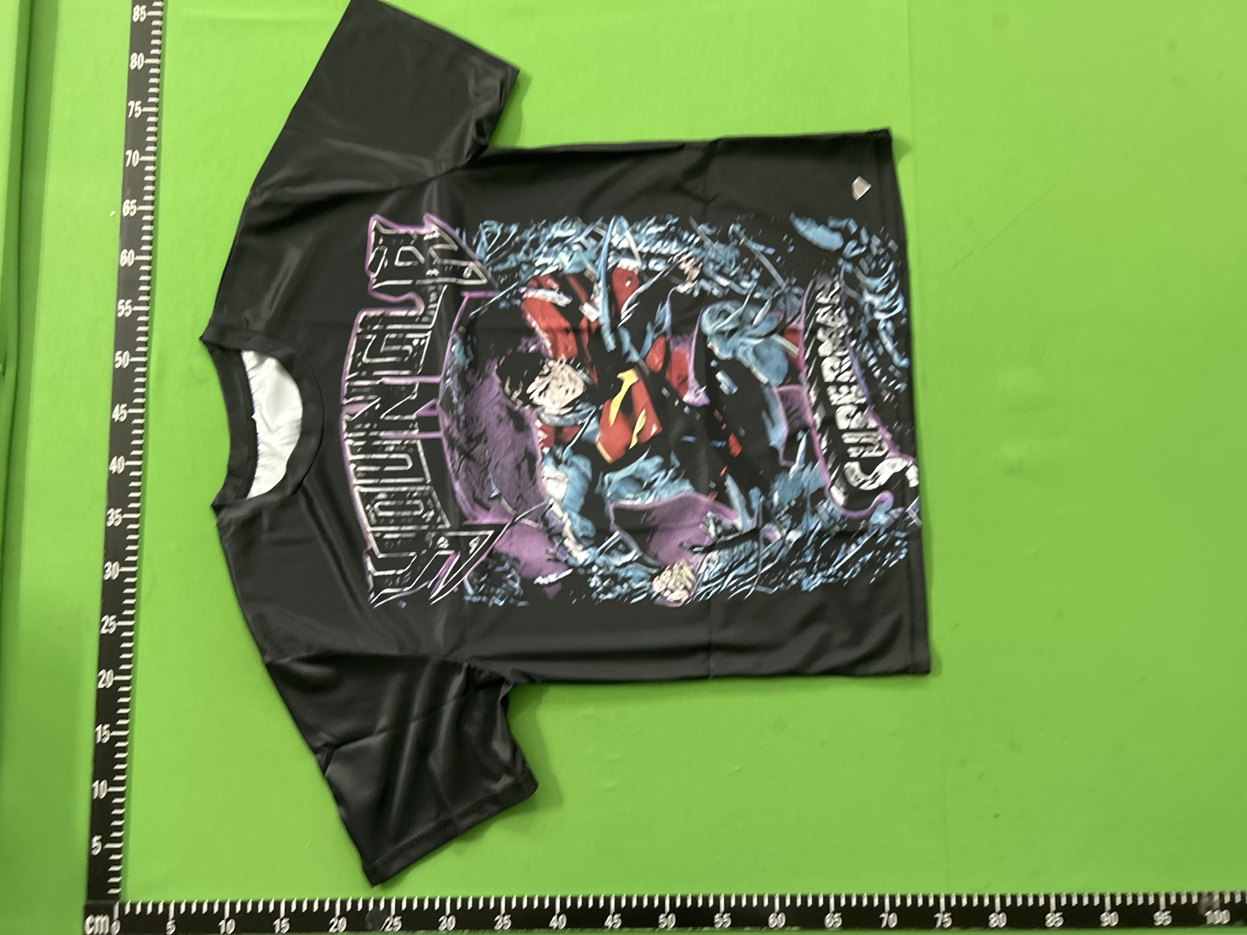Foto QC 3 de YoungLA x Superman Huge Tee Man of Steel