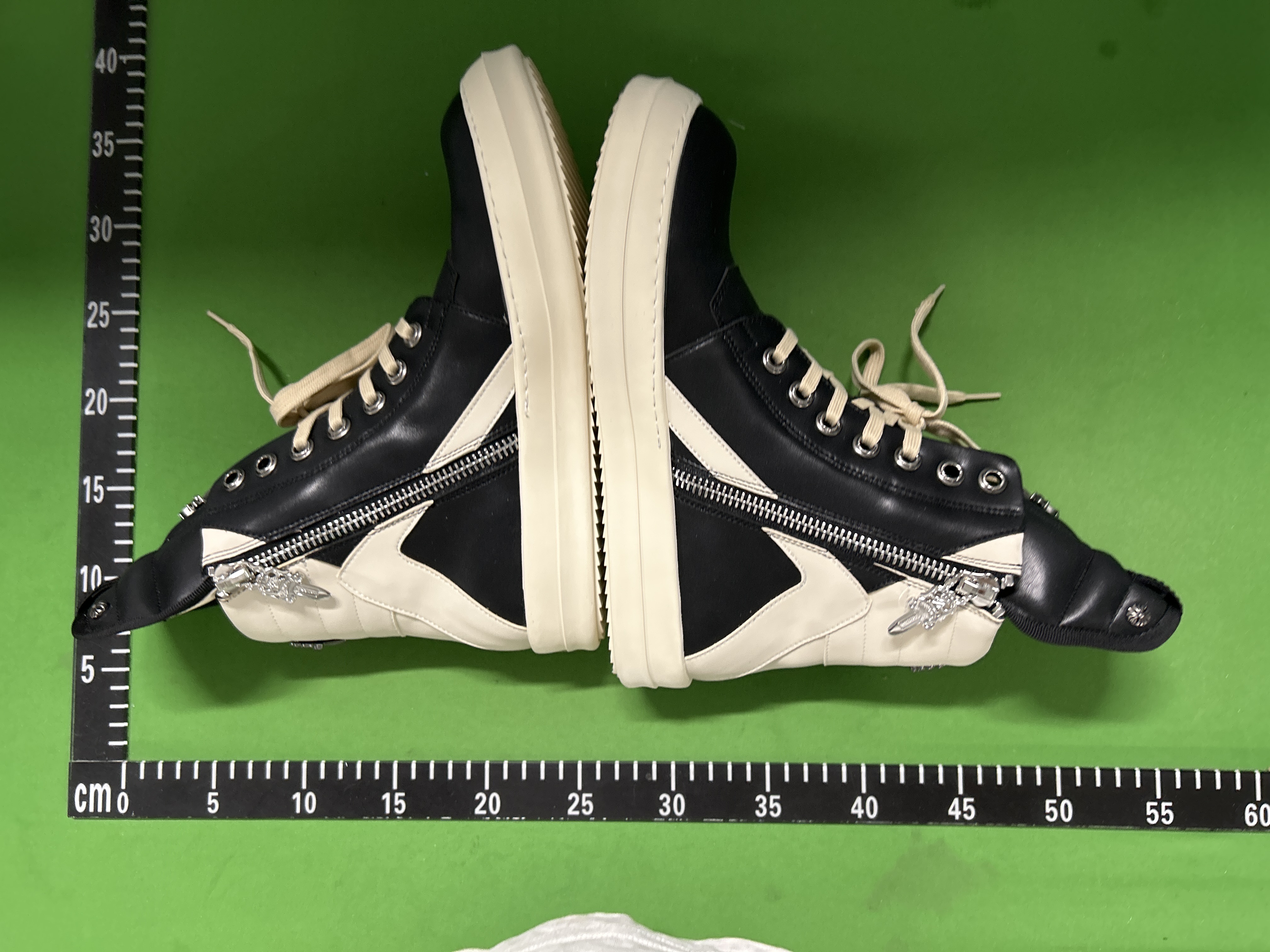 Foto QC 4 de Chrome Hearts Geobasket High Rick Owens Black White