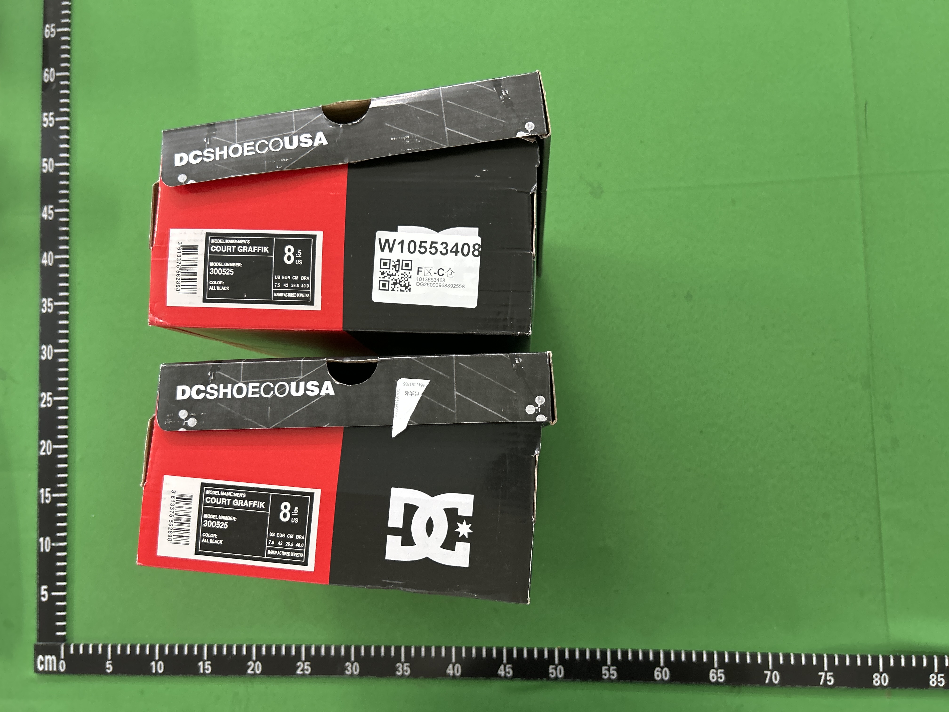 Foto QC 1 de DC Court Graffik Low Black Pink Pattern 300678