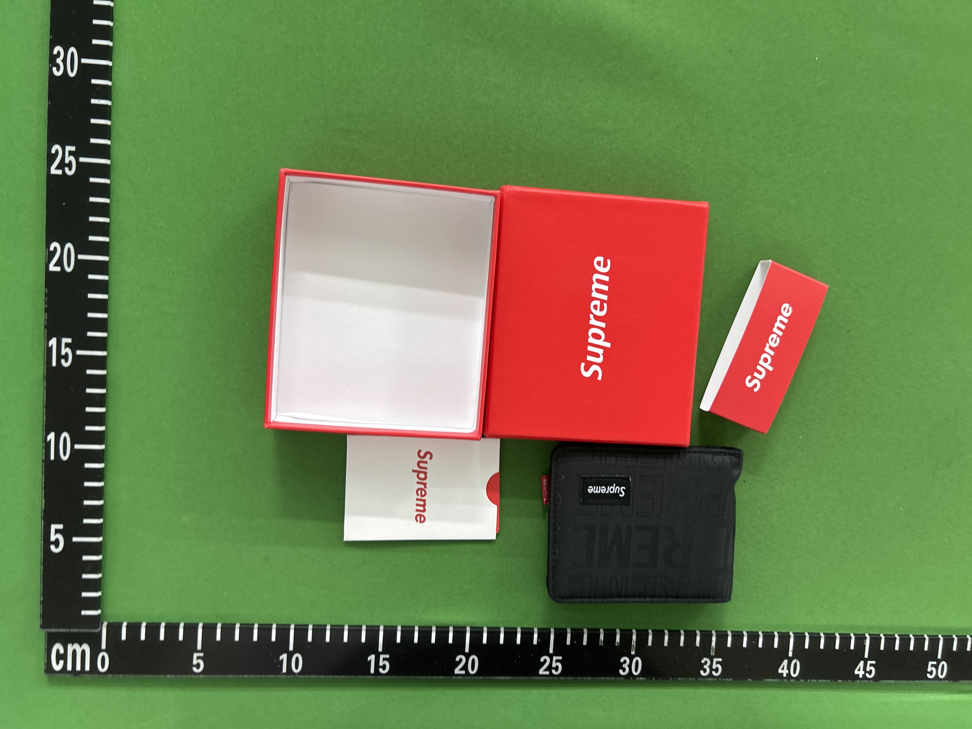 Foto QC 5 de Carhartt Square Logo Bifold Wallet Canvas Navy Black