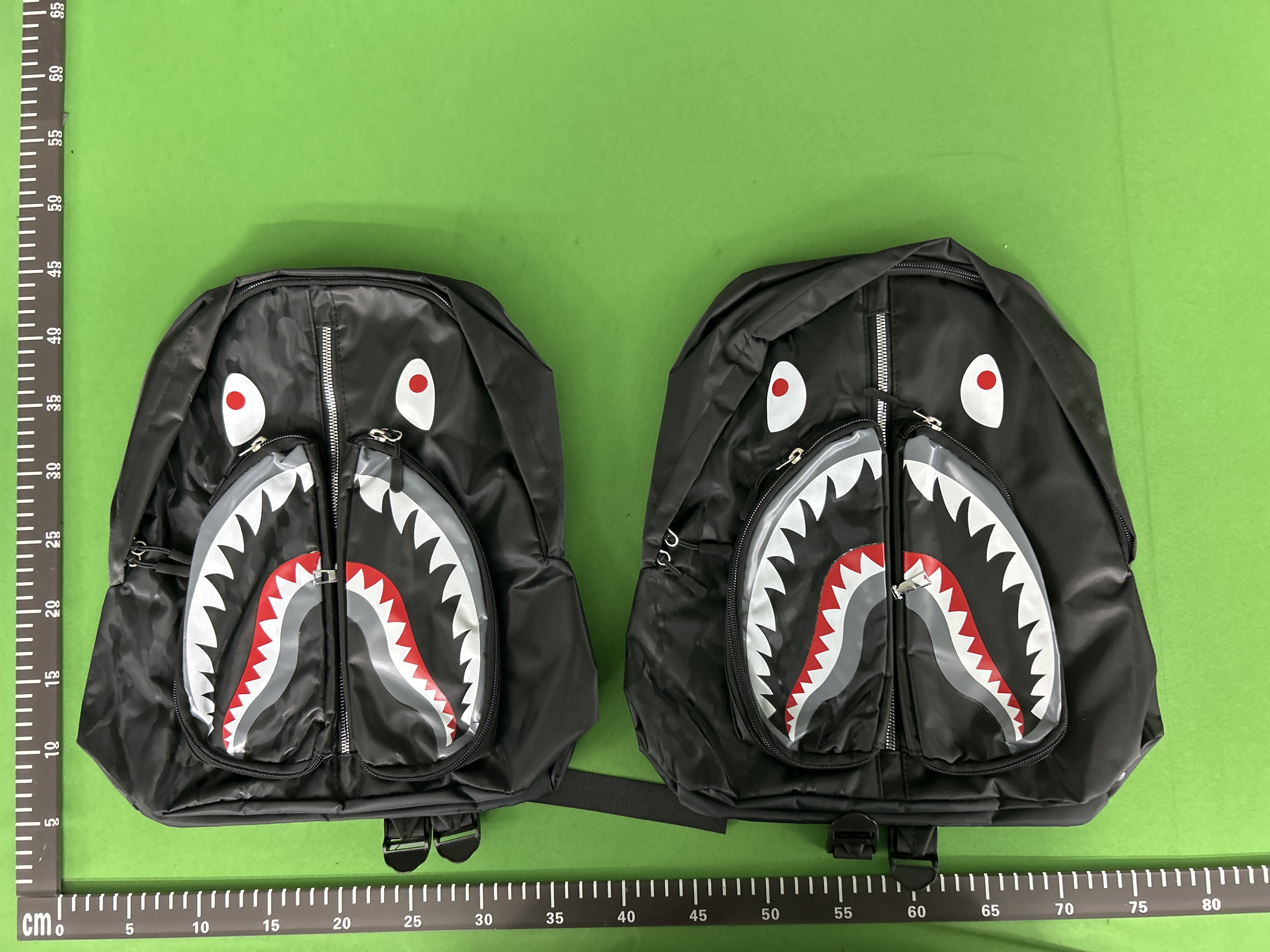 Foto QC 5 de Other Shark Graffiti Backpack Blue Camouflage
