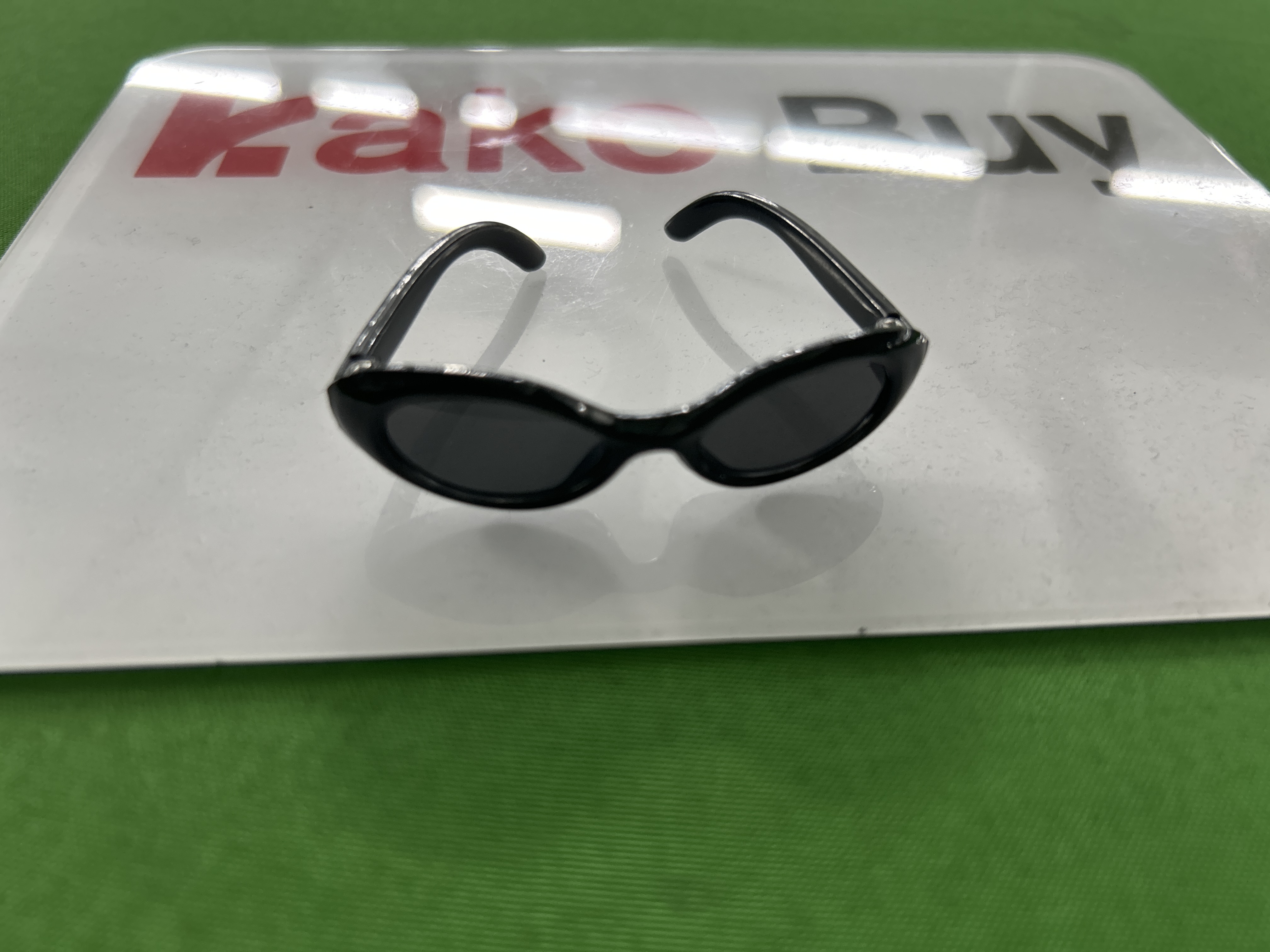 Foto QC 3 de Unbranded Hirono Nagano Bear 6.5cm Yellow Oval Frame Doll Sunglasses
