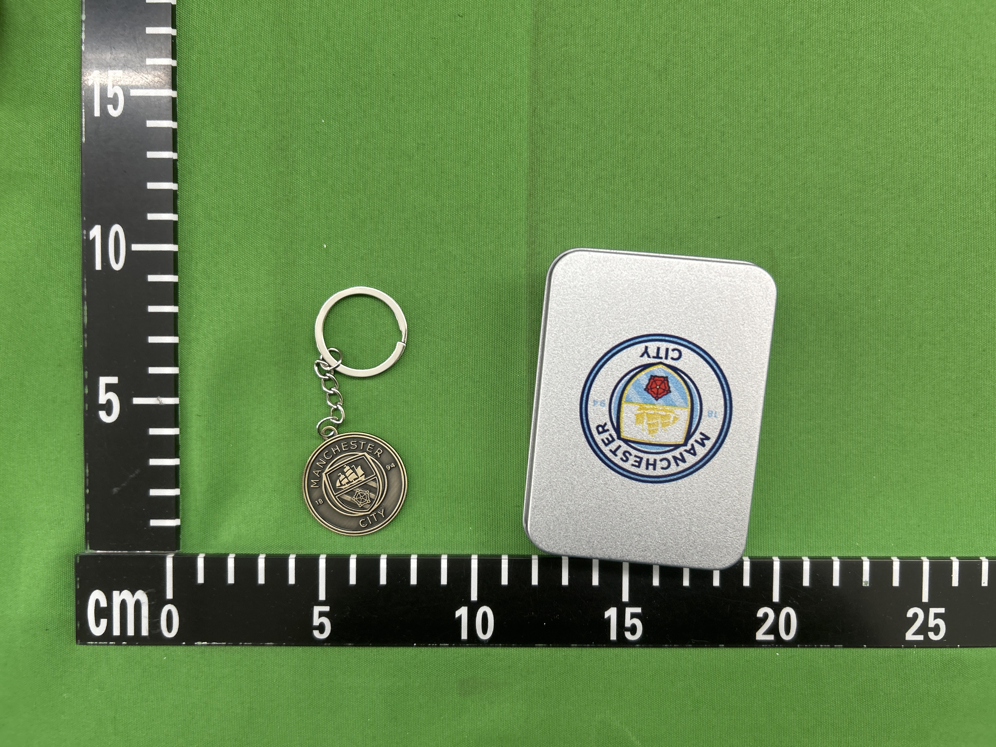 Foto QC 1 de Other FC Barcelona Crest Keychain Bronze