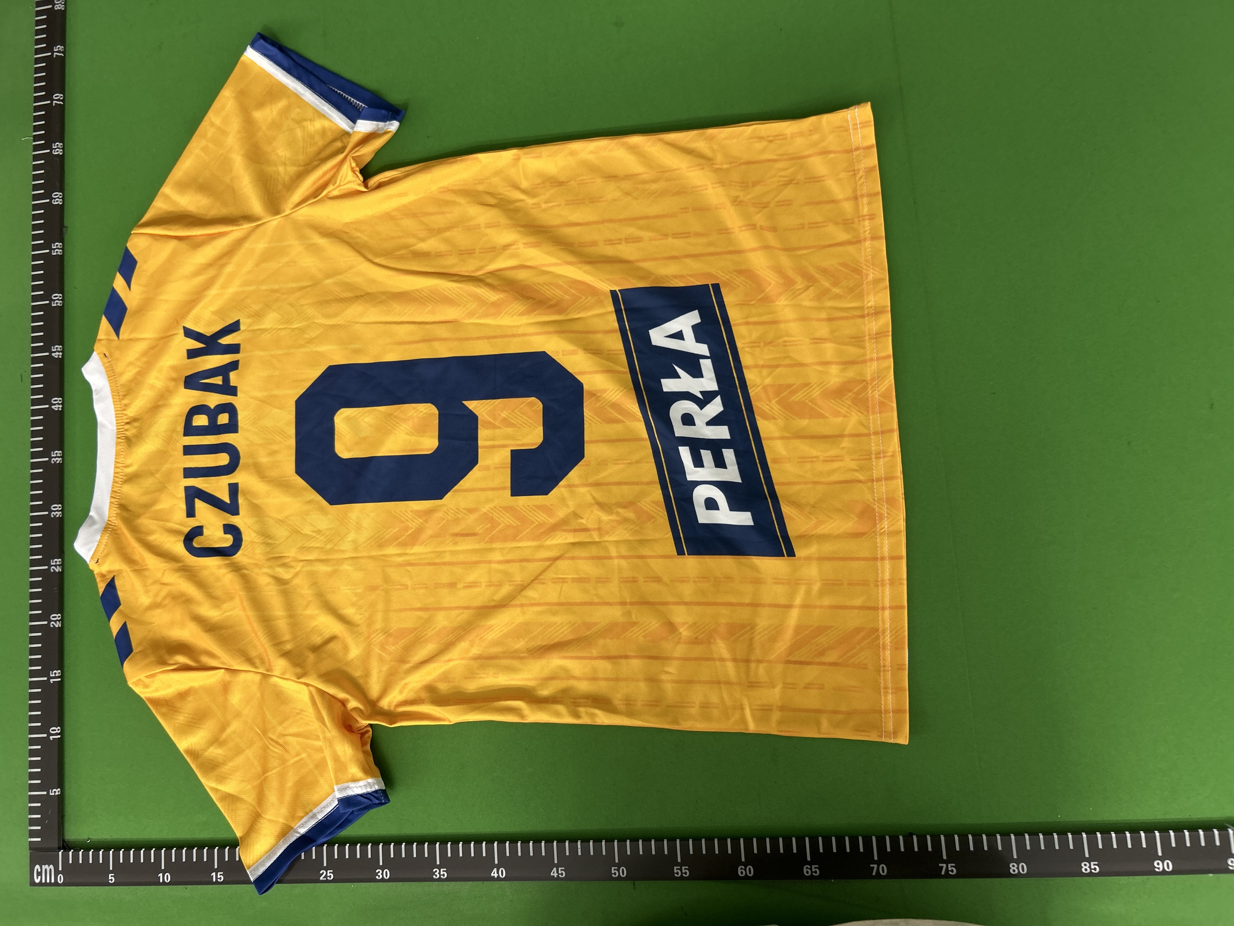 Foto QC 7 de Hummel x Motor Lublin 2025/26 Home Czubak #9 Jersey Yellow