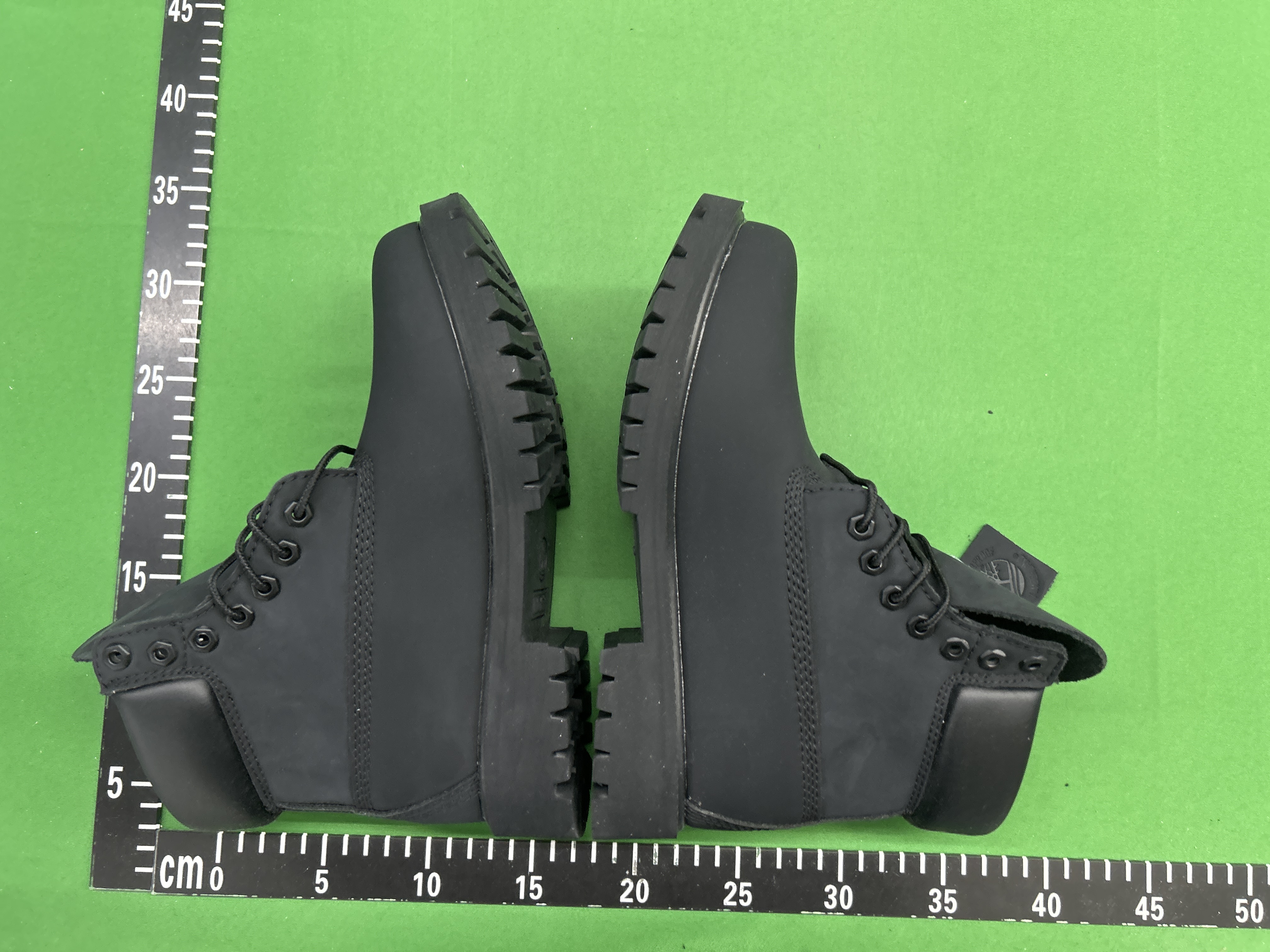 Foto QC 6 de Louis Vuitton x Timberland 6-Inch Ankle Boot High Monogram Embossed Wheat AM7023104