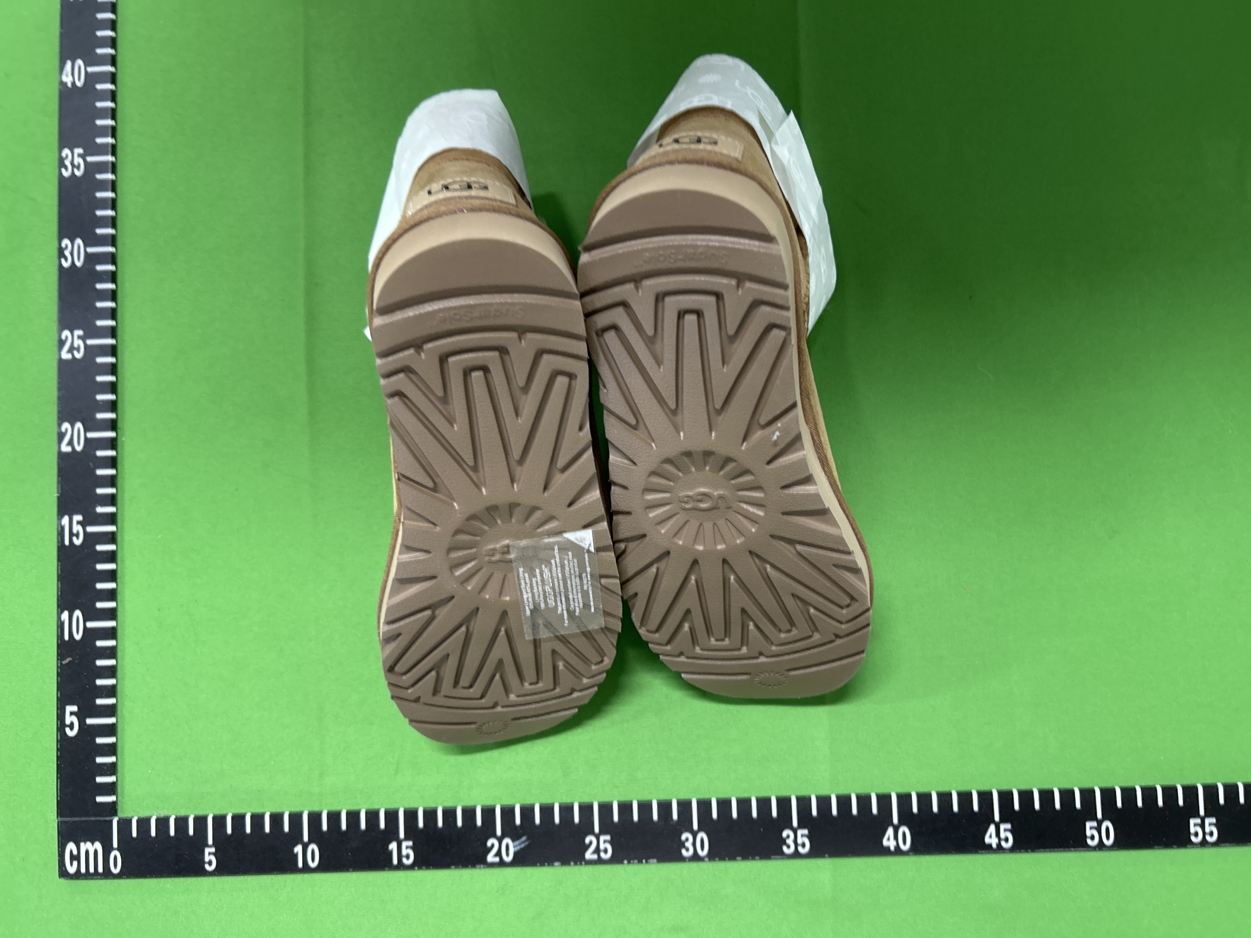 Foto QC 6 de UGG Funkette Suede Sheepskin Platform Chestnut