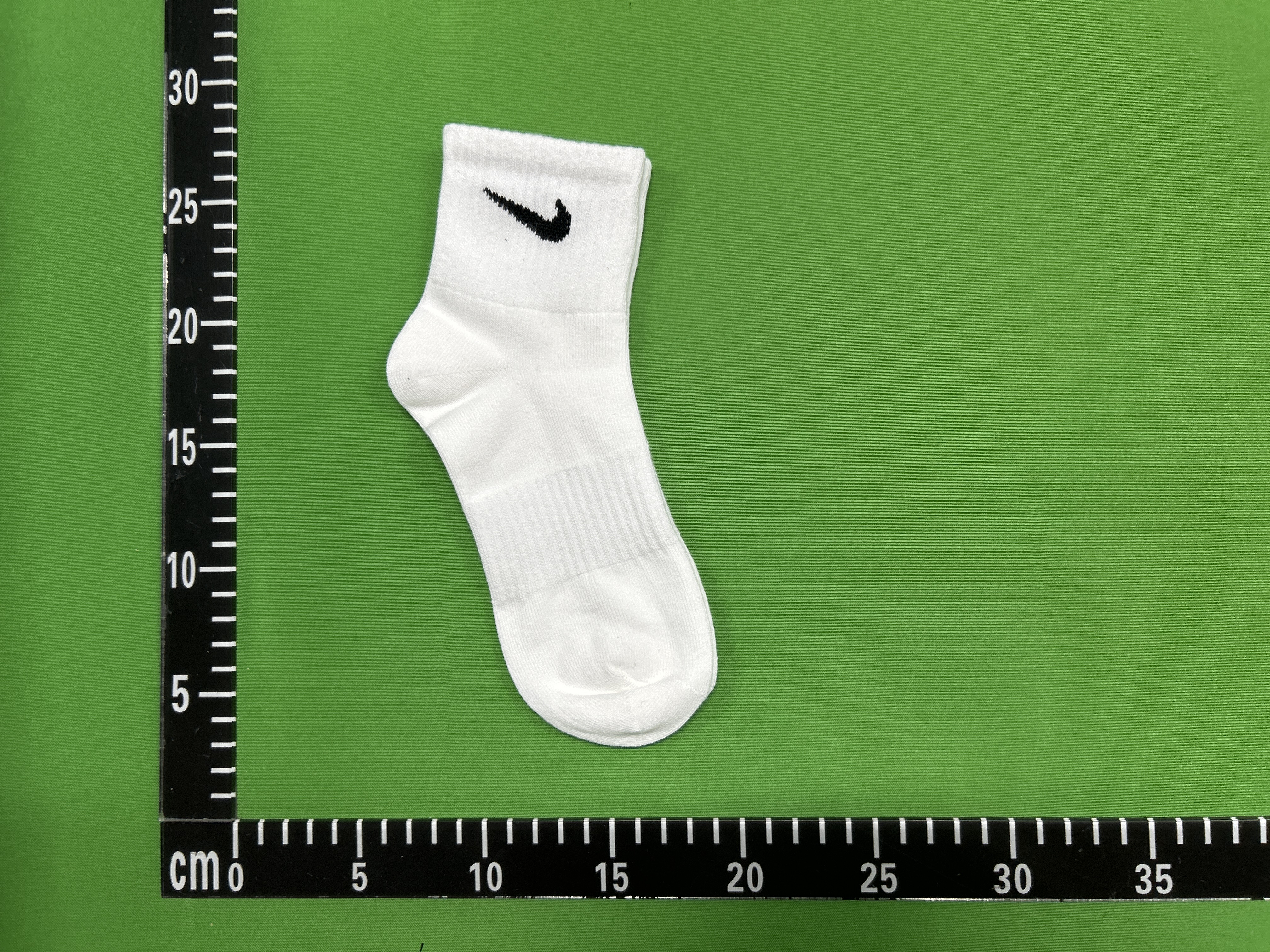 Foto QC 7 de Nike Drake NOCTA Crew Socks Certified Lover Boy A.W.R. Black White
