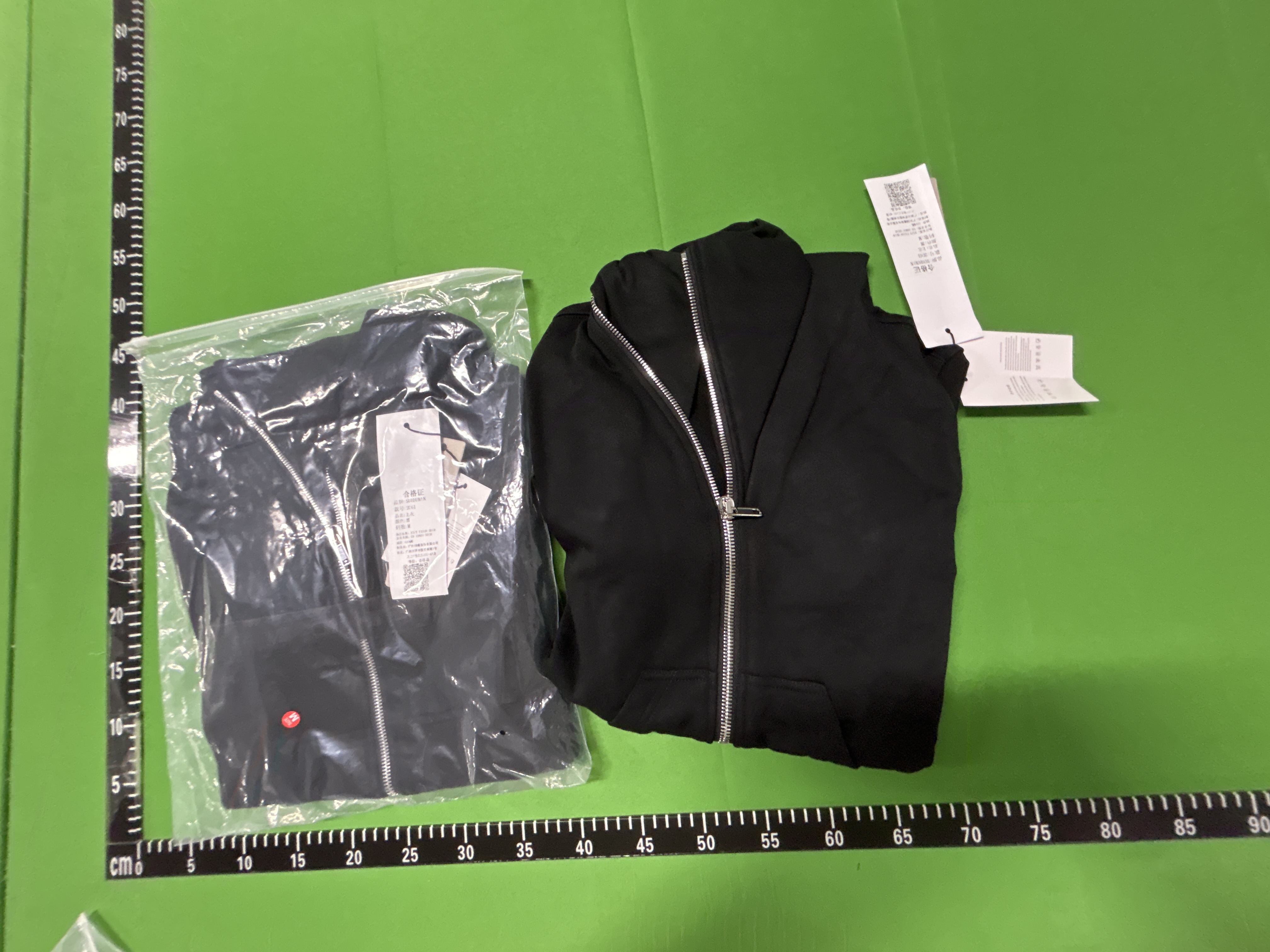 Foto QC 5 de Rick Owens Mountain Zip Sweater Black