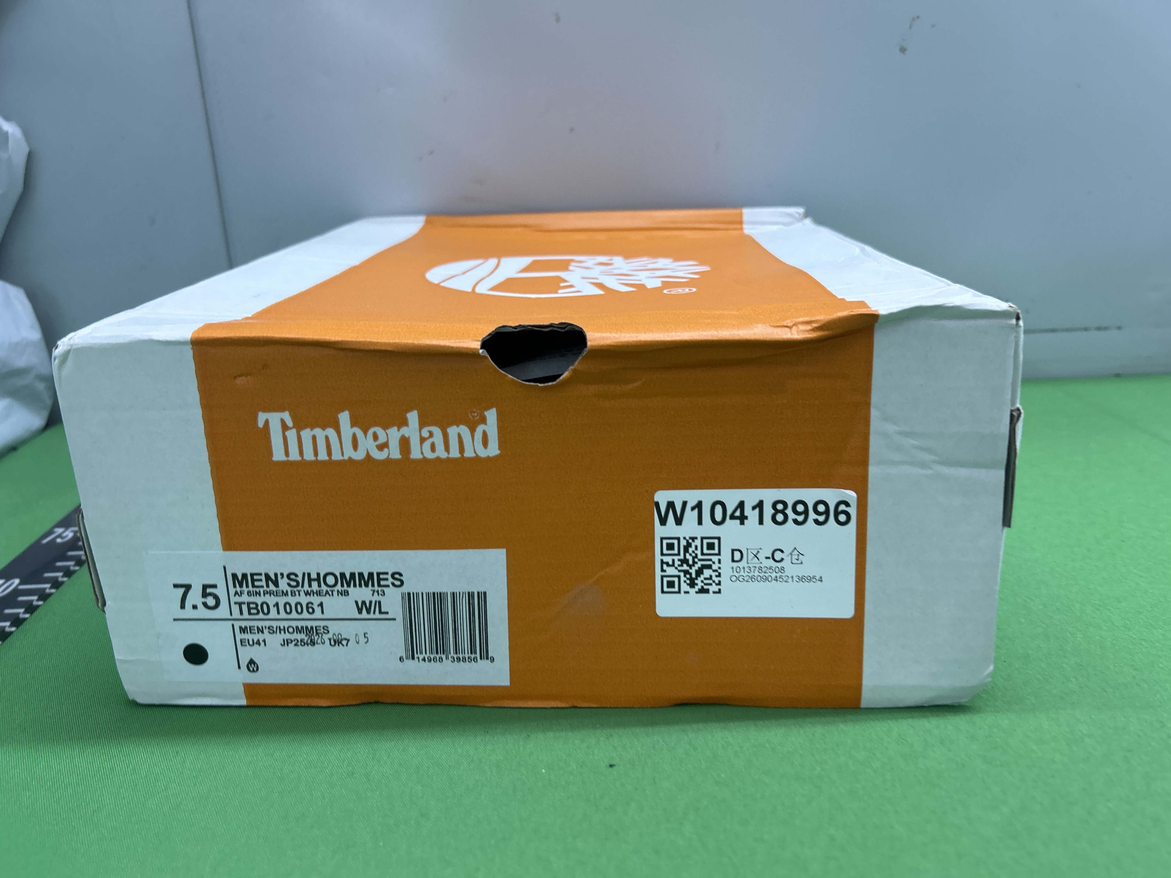 Foto QC 1 de Louis Vuitton x Timberland 6-Inch Ankle Boot High Monogram Embossed Wheat AM7023104