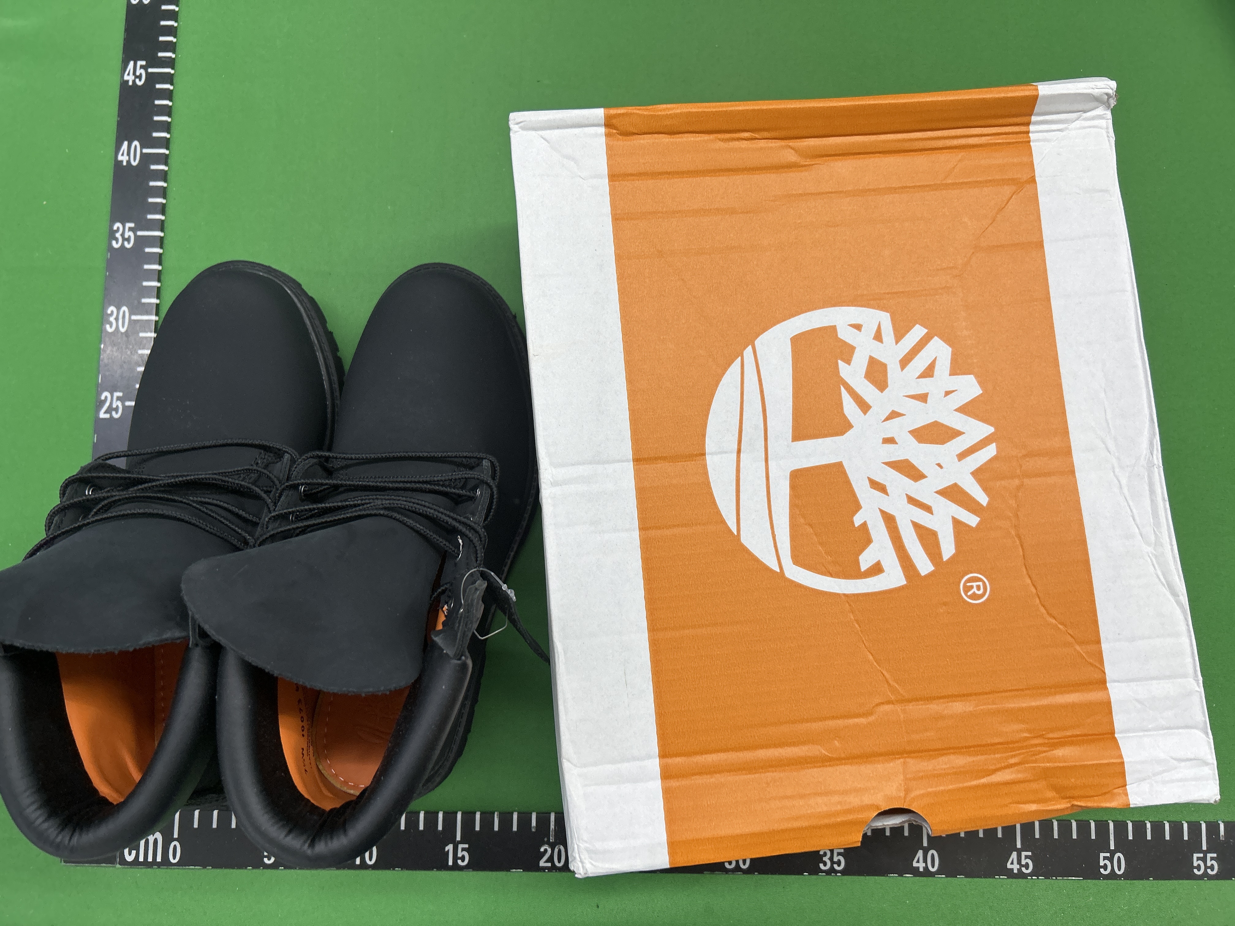 Foto QC 2 de Louis Vuitton x Timberland 6-Inch Ankle Boot High Monogram Embossed Wheat AM7023104