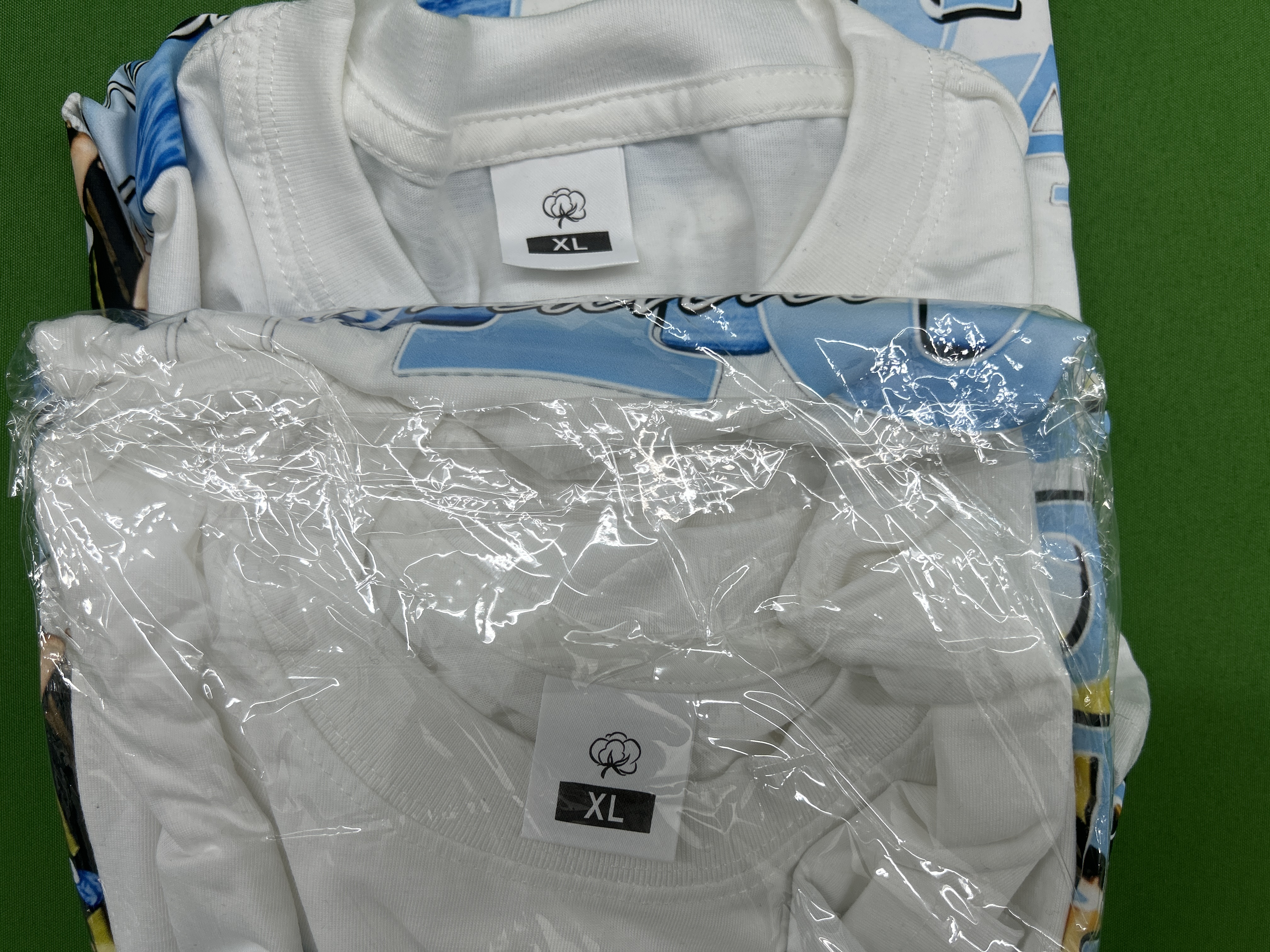 Foto QC 2 de Unbranded Diego Maradona T-shirt The King 10 Graphic White