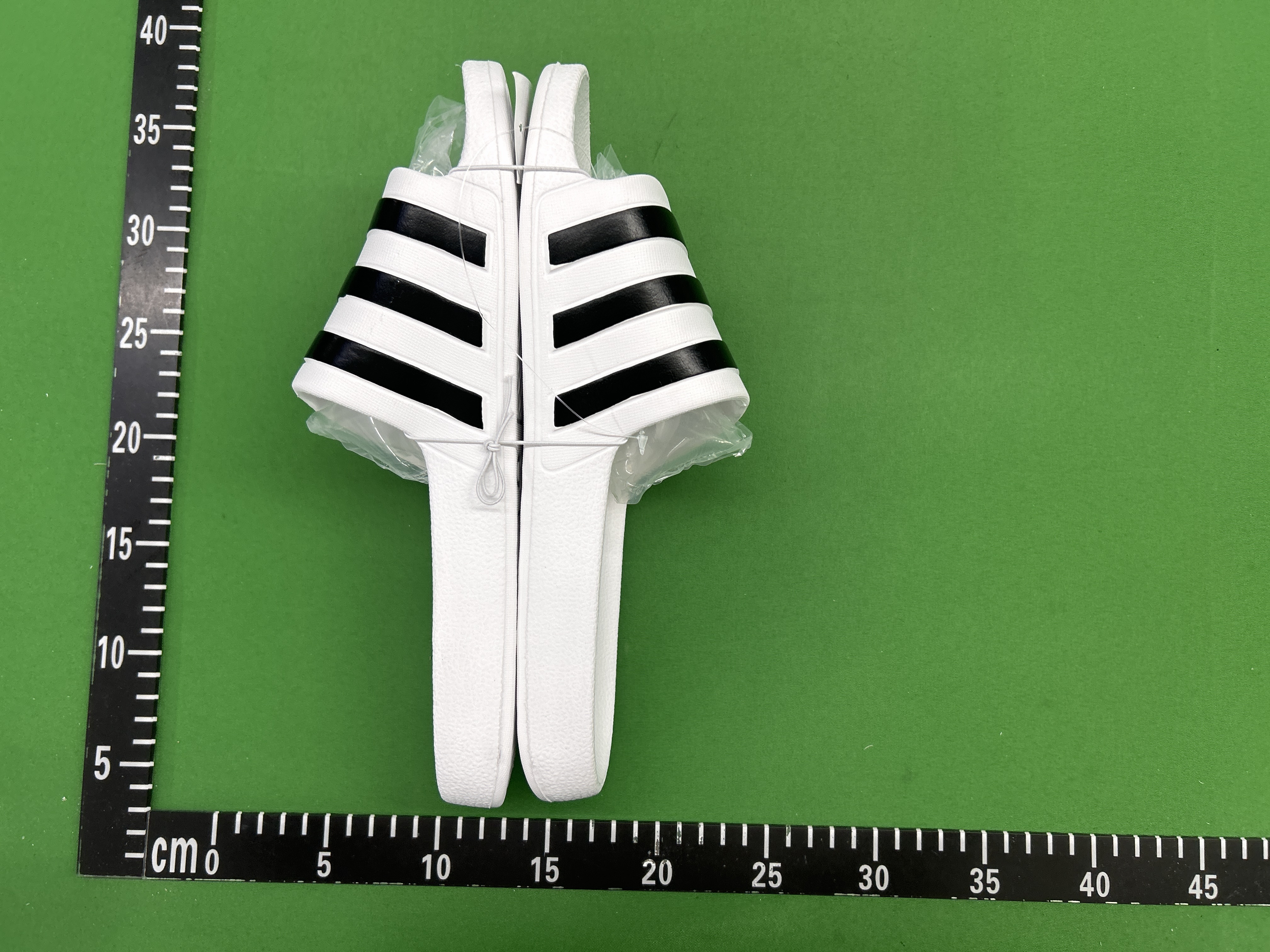 Foto QC 8 de adidas Adilette Shower Slide Cloud White Core Black AQ1702