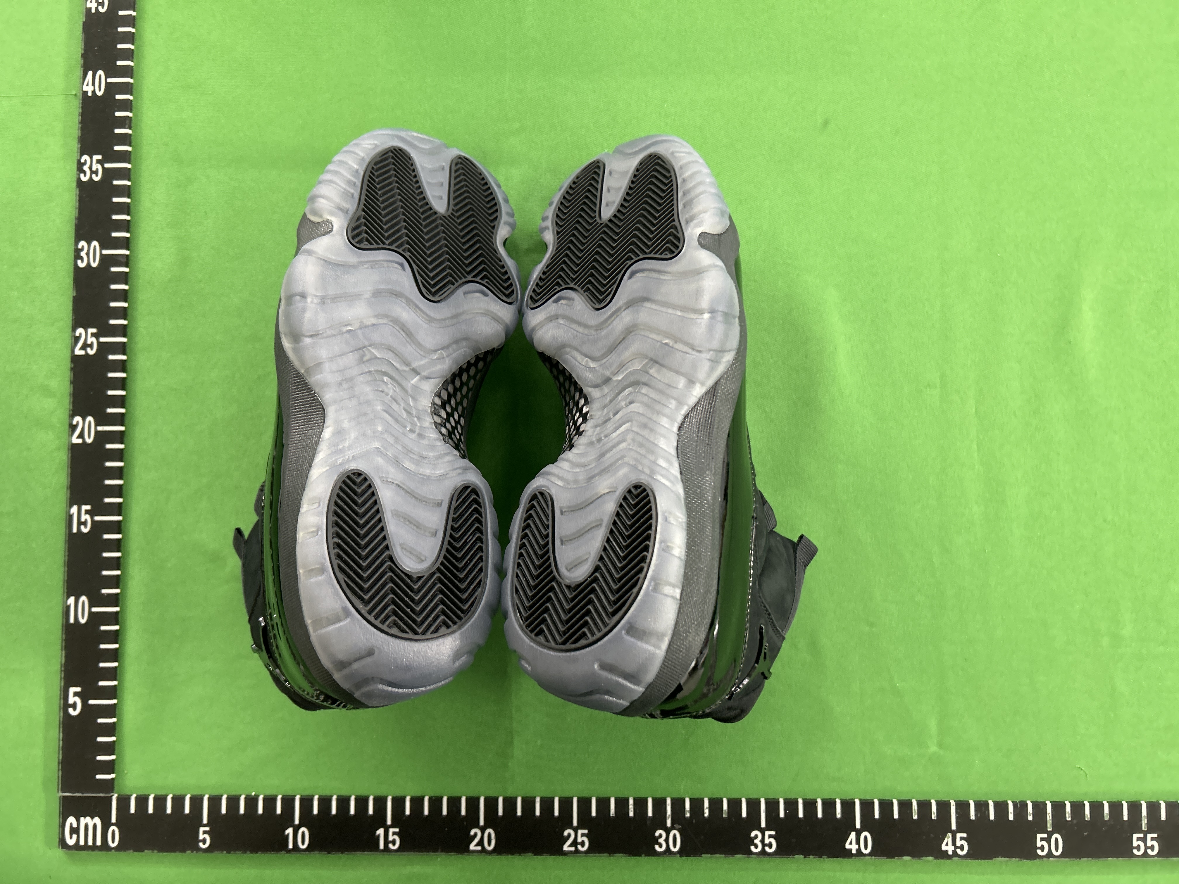 Foto QC 5 de Jordan 11 Retro Gamma Blue 378037-006