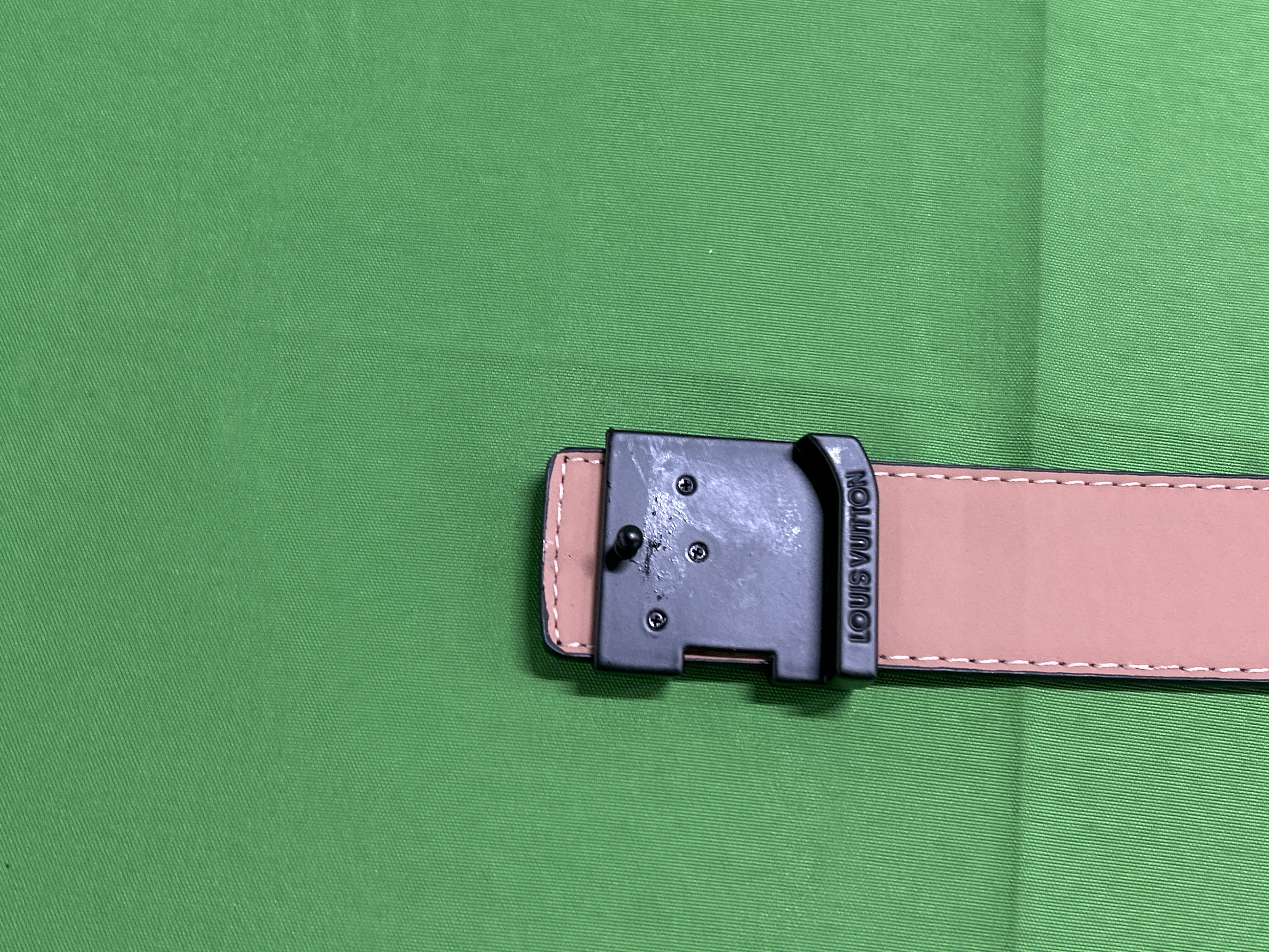 Foto QC 3 de Louis Vuitton LV Initiales Reversible Belt Monogram Eclipse