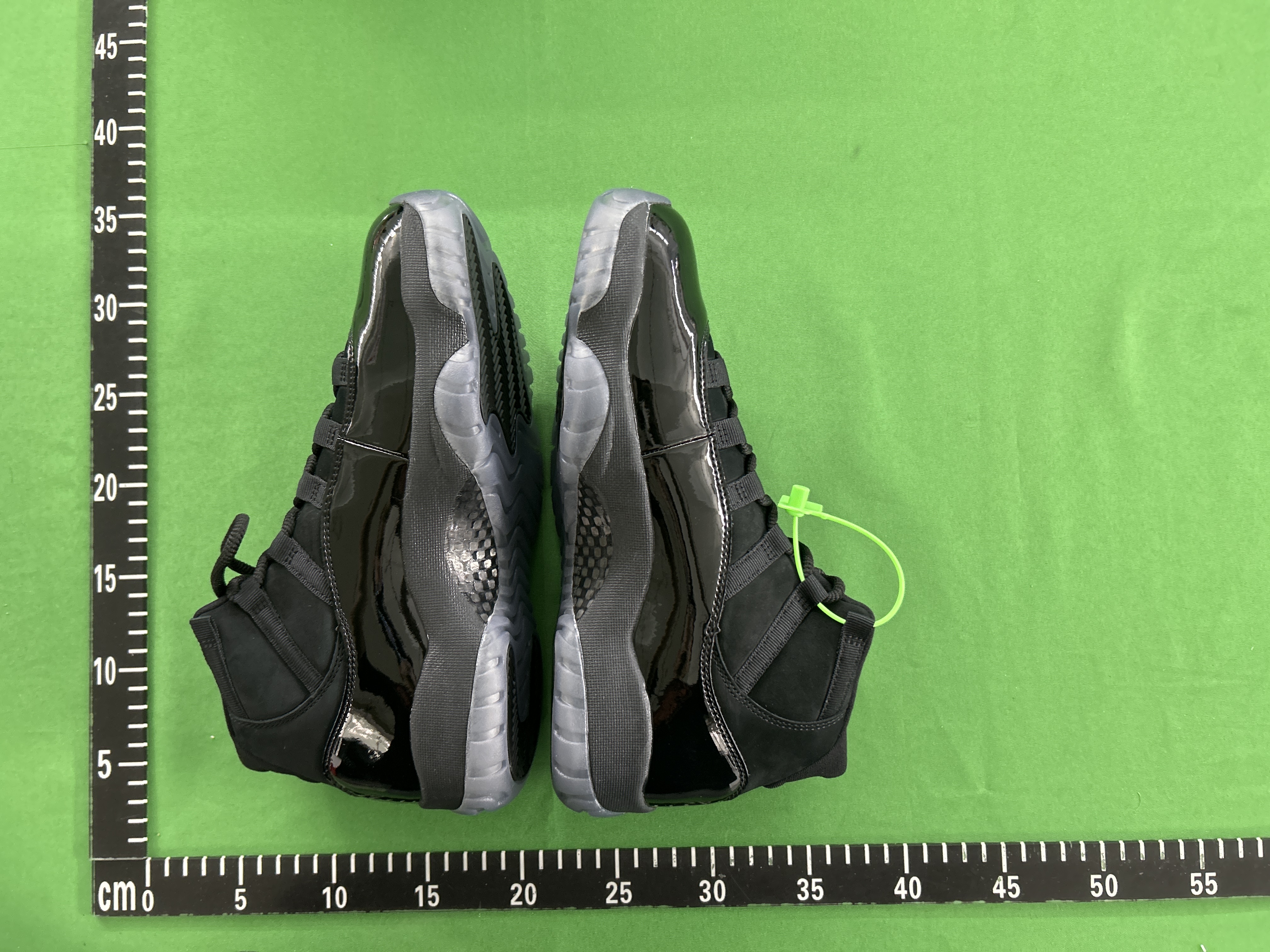 Foto QC 4 de Jordan 11 Retro Gamma Blue 378037-006
