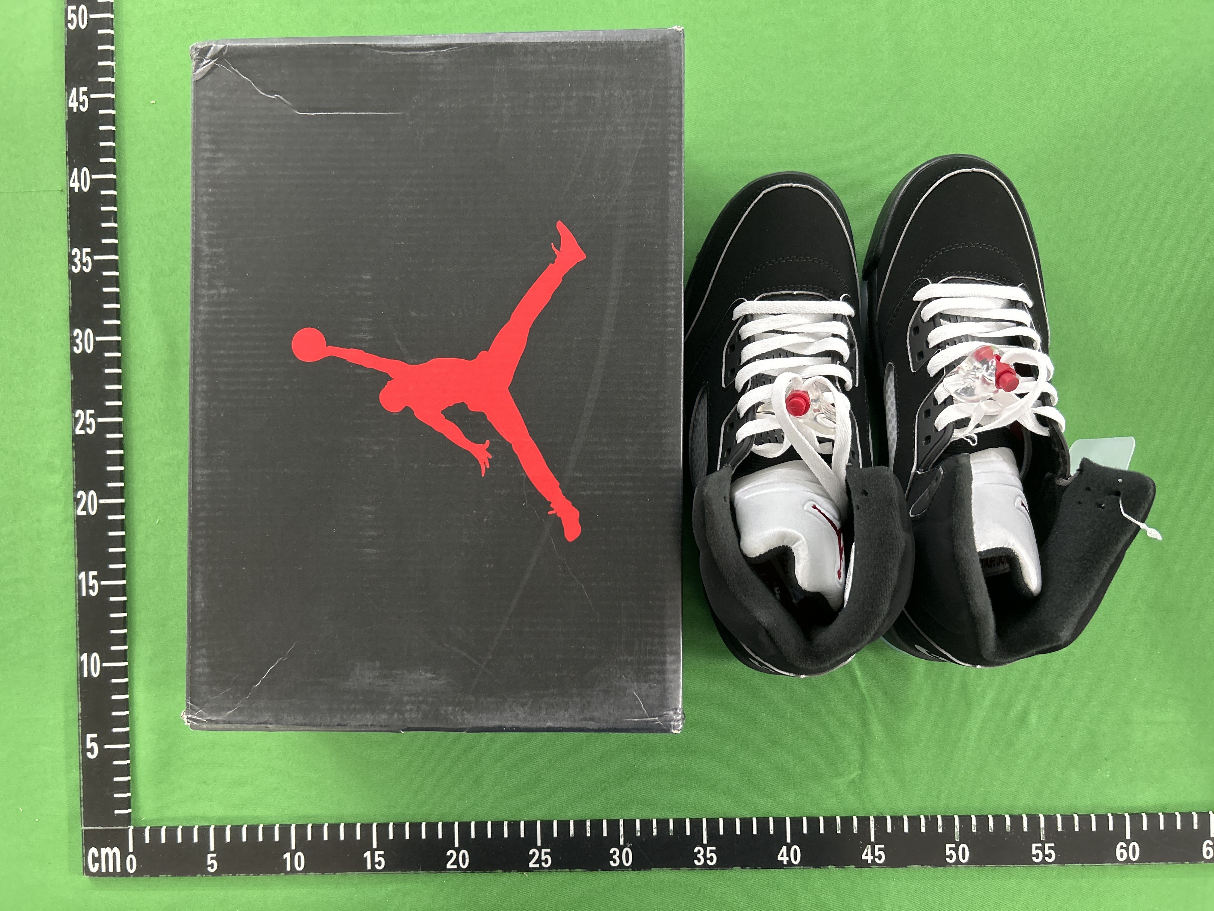 Foto QC 8 de Jordan 12 Retro Field Purple CT8013-057