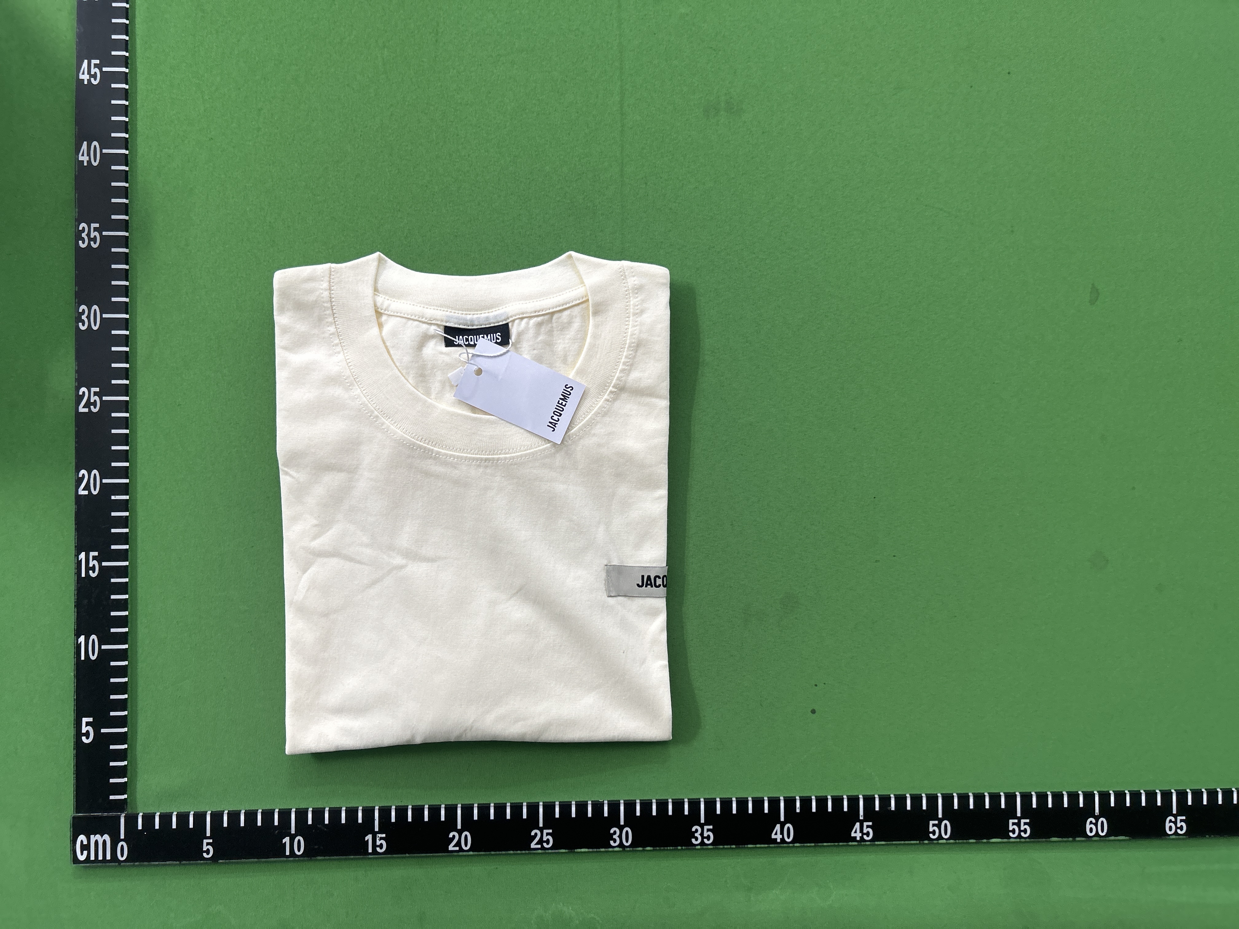 Foto QC 5 de Jacquemus T-shirt Logo Patch Dark Green