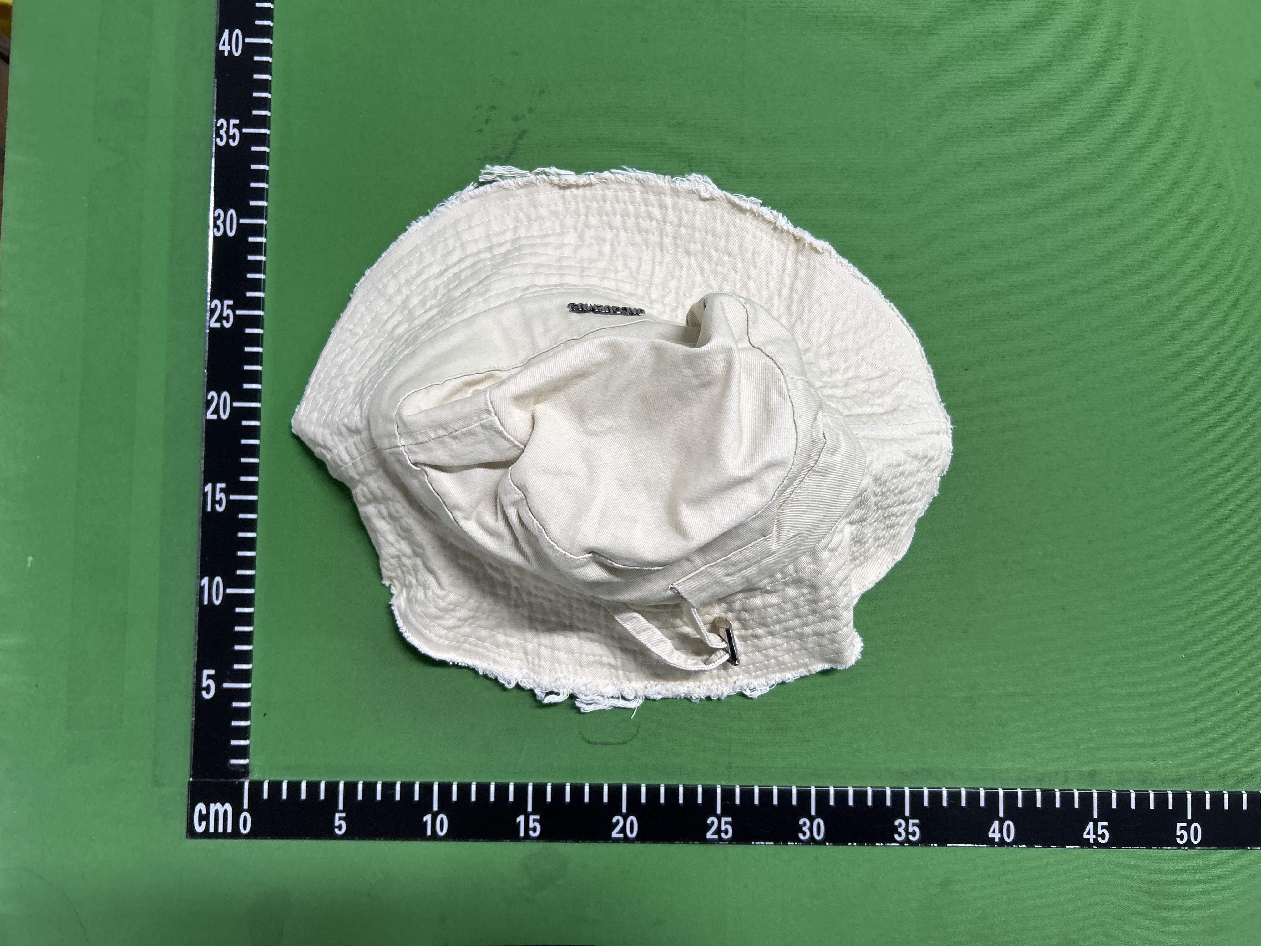 Foto QC 7 de Jacquemus Le Bob Artichaut Bucket Hat Pink