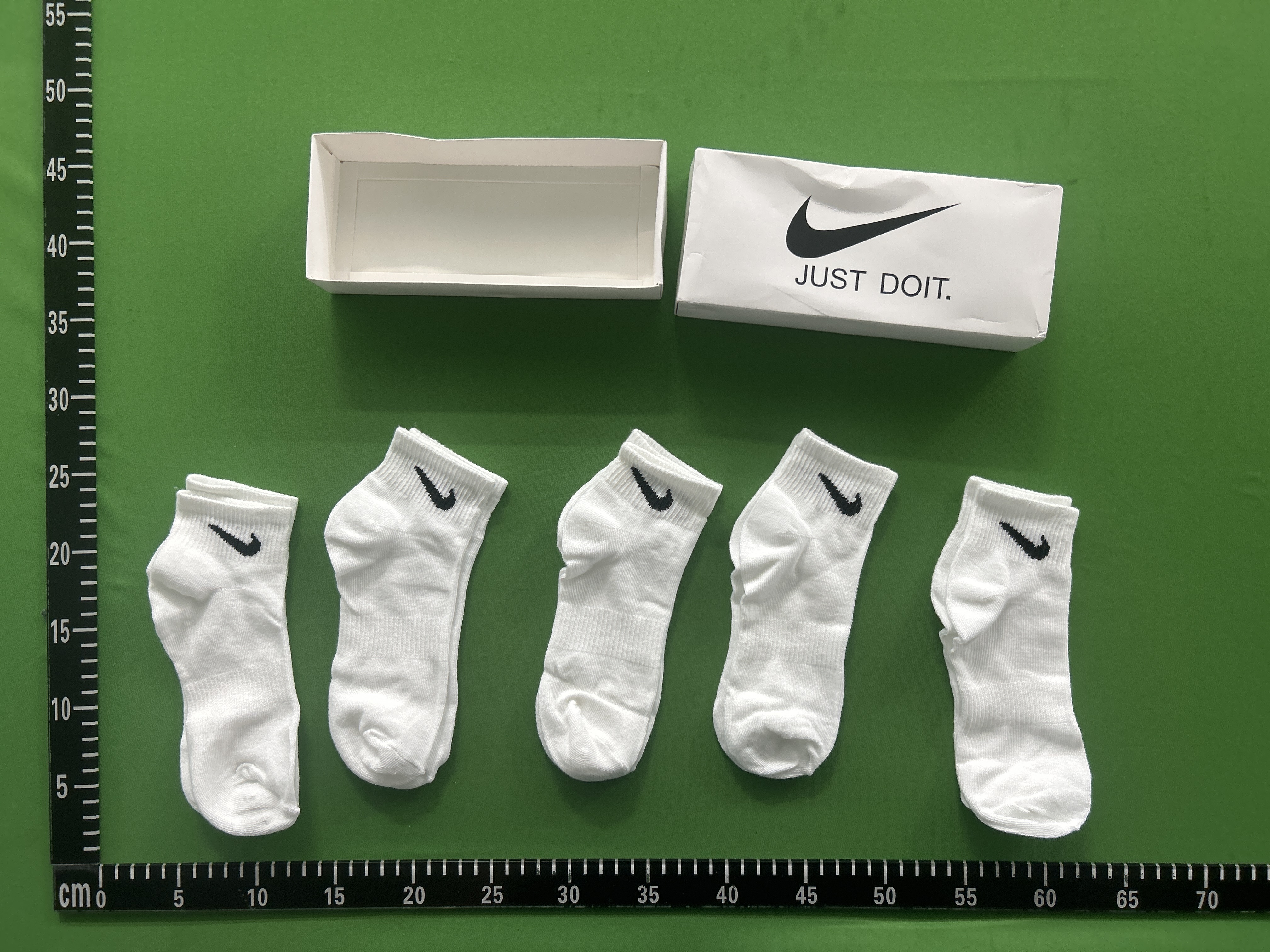 Foto QC 5 de Nike Just Do It Cushioned Crew Socks 5-Pair Box Set Black White Grey