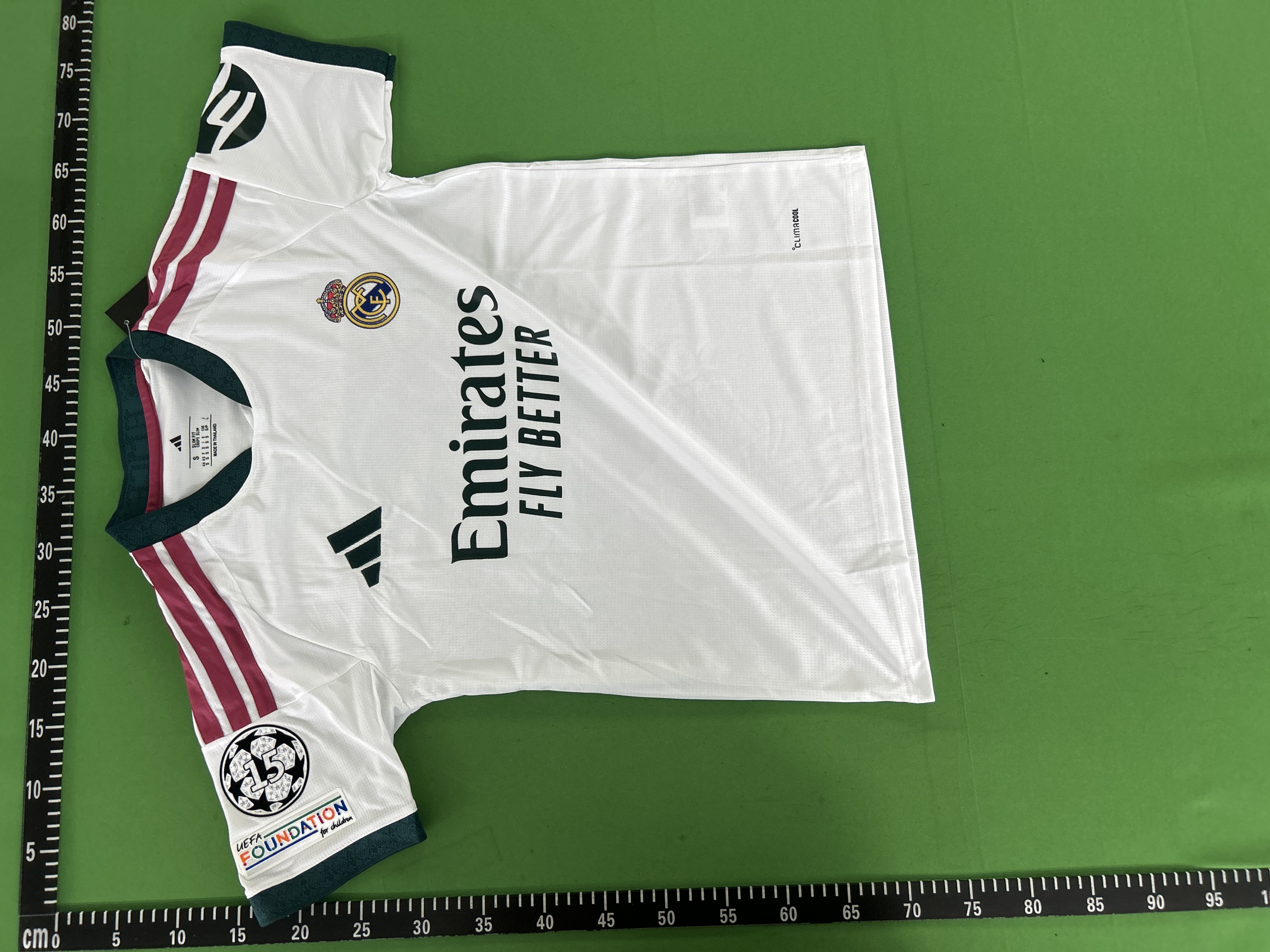Foto QC 8 de adidas x Real Madrid 2026/27 Arda Güler #15 Home Jersey White