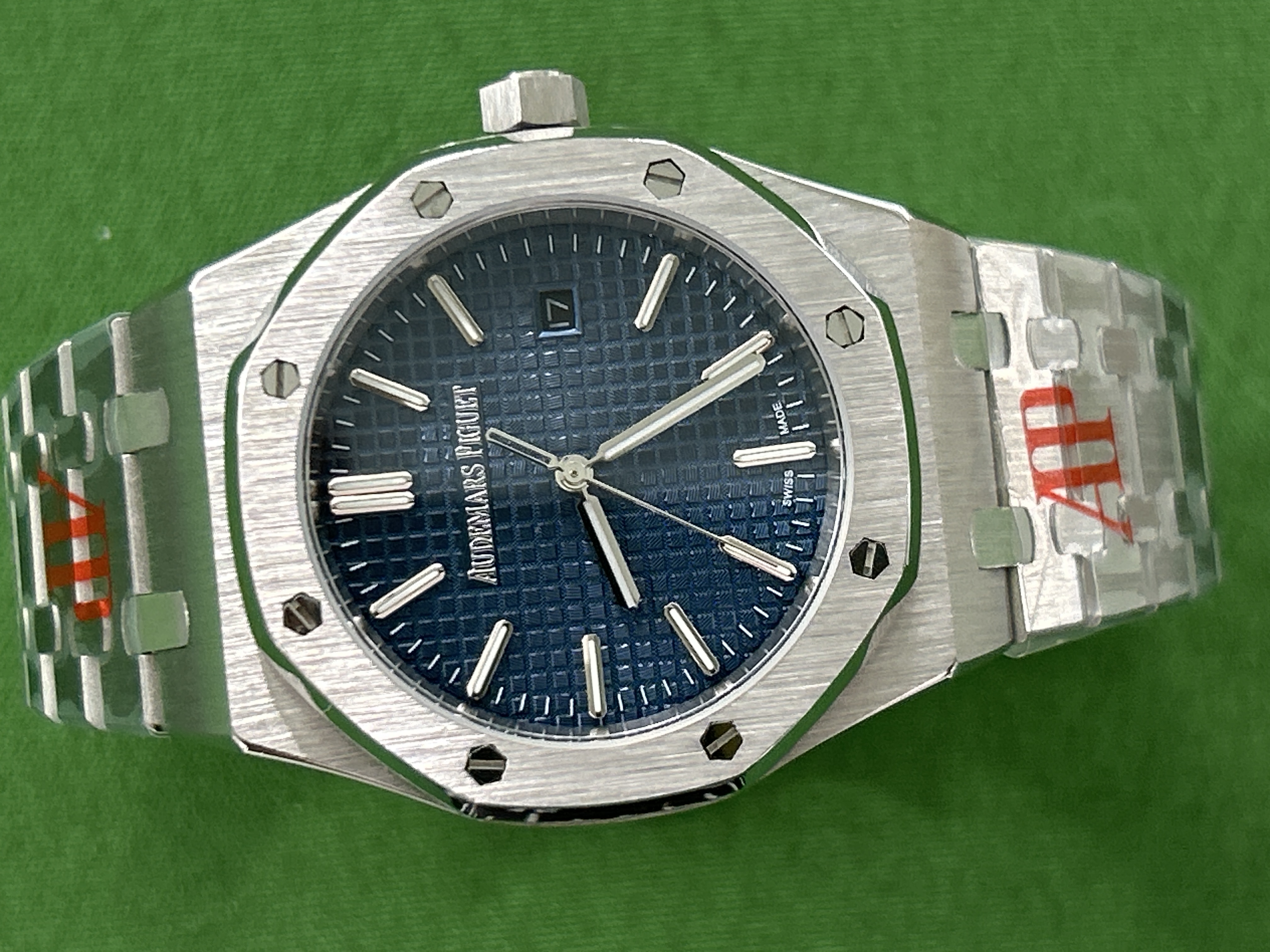 Foto QC 7 de Audemars Piguet Royal Oak 15500ST