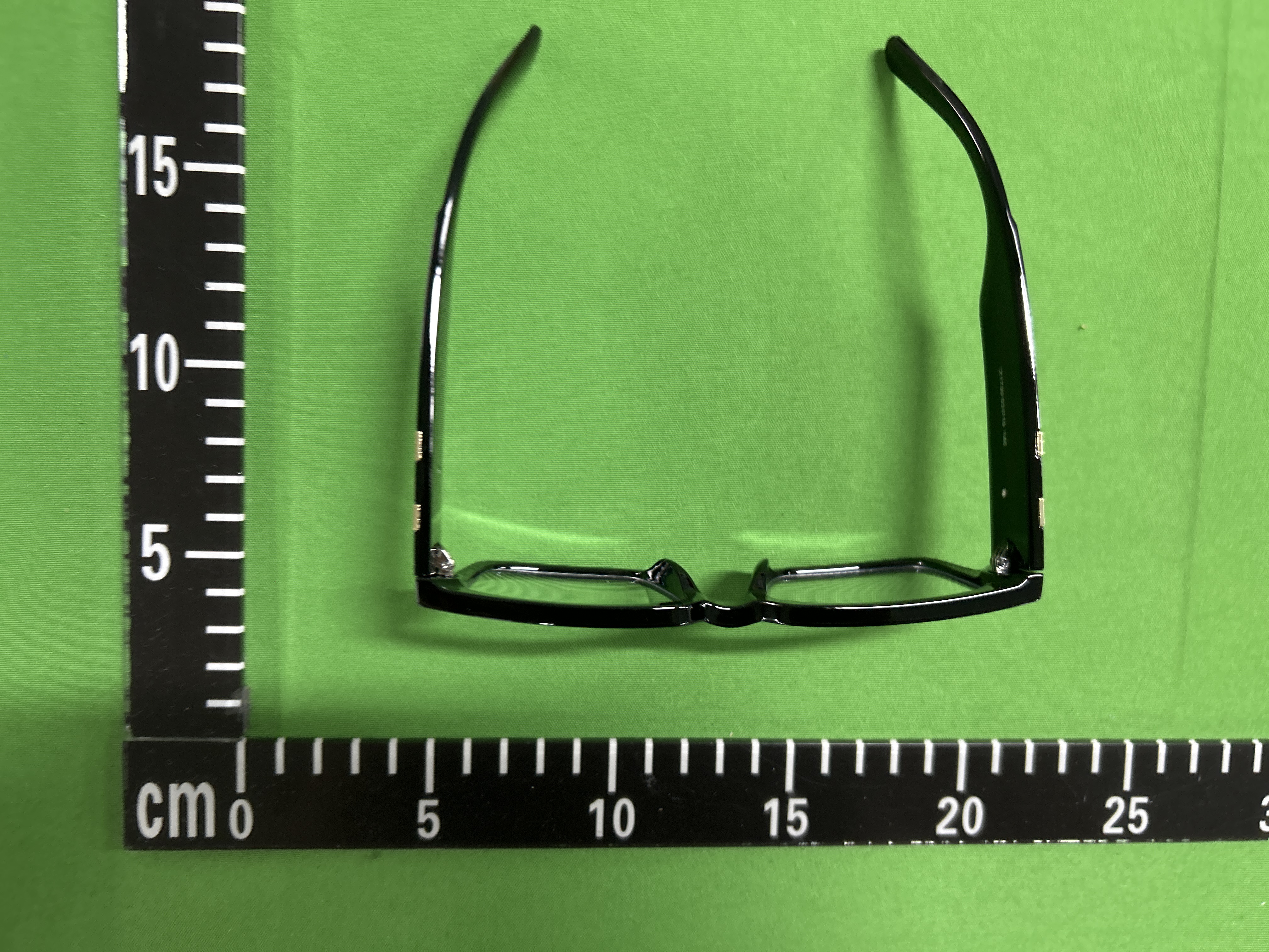 Foto QC 7 de Louis Vuitton LV Waimea Acetate Sunglasses Black Monogram (Z1082W)