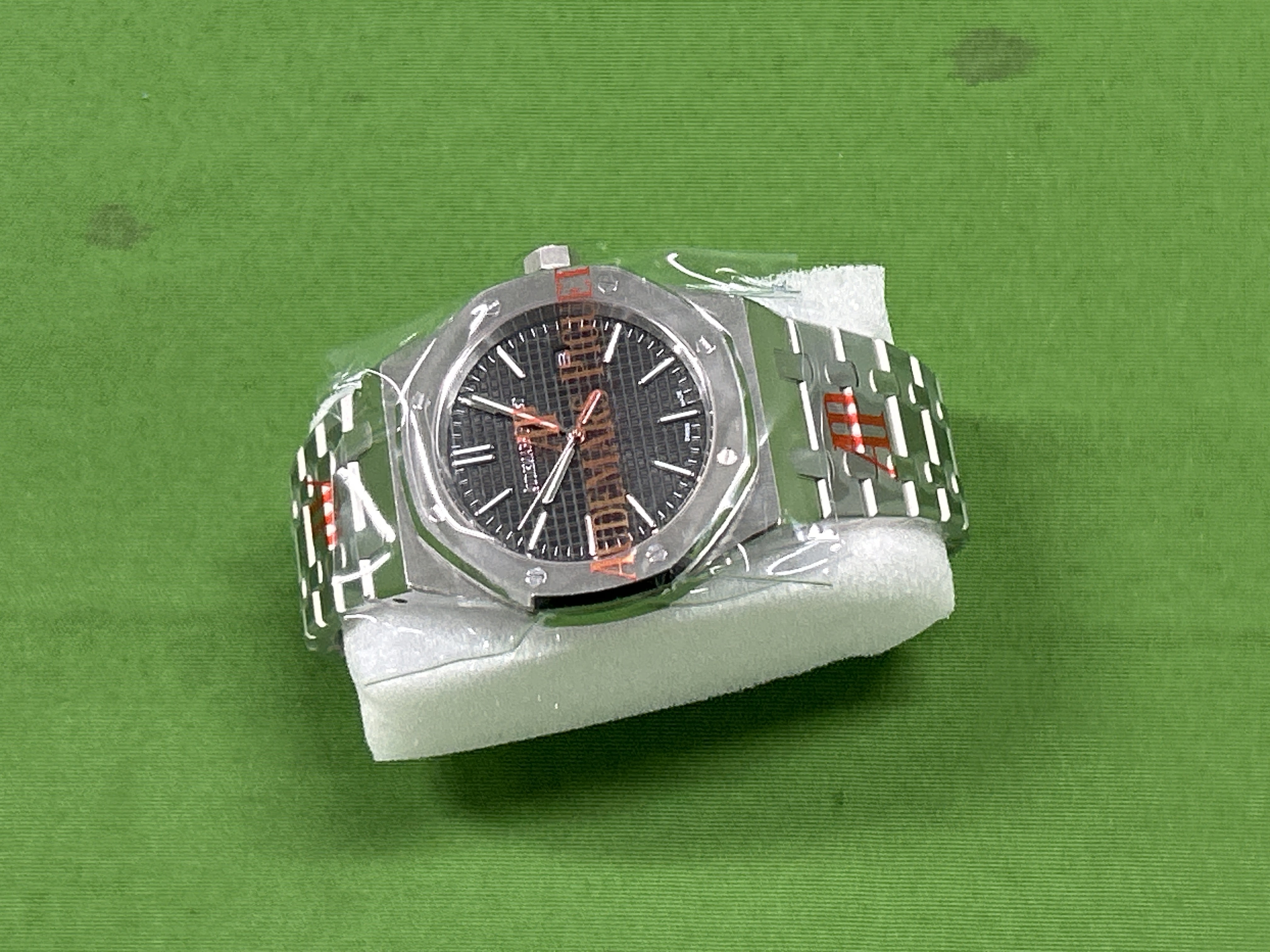 Foto QC 4 de Audemars Piguet Royal Oak 15500ST