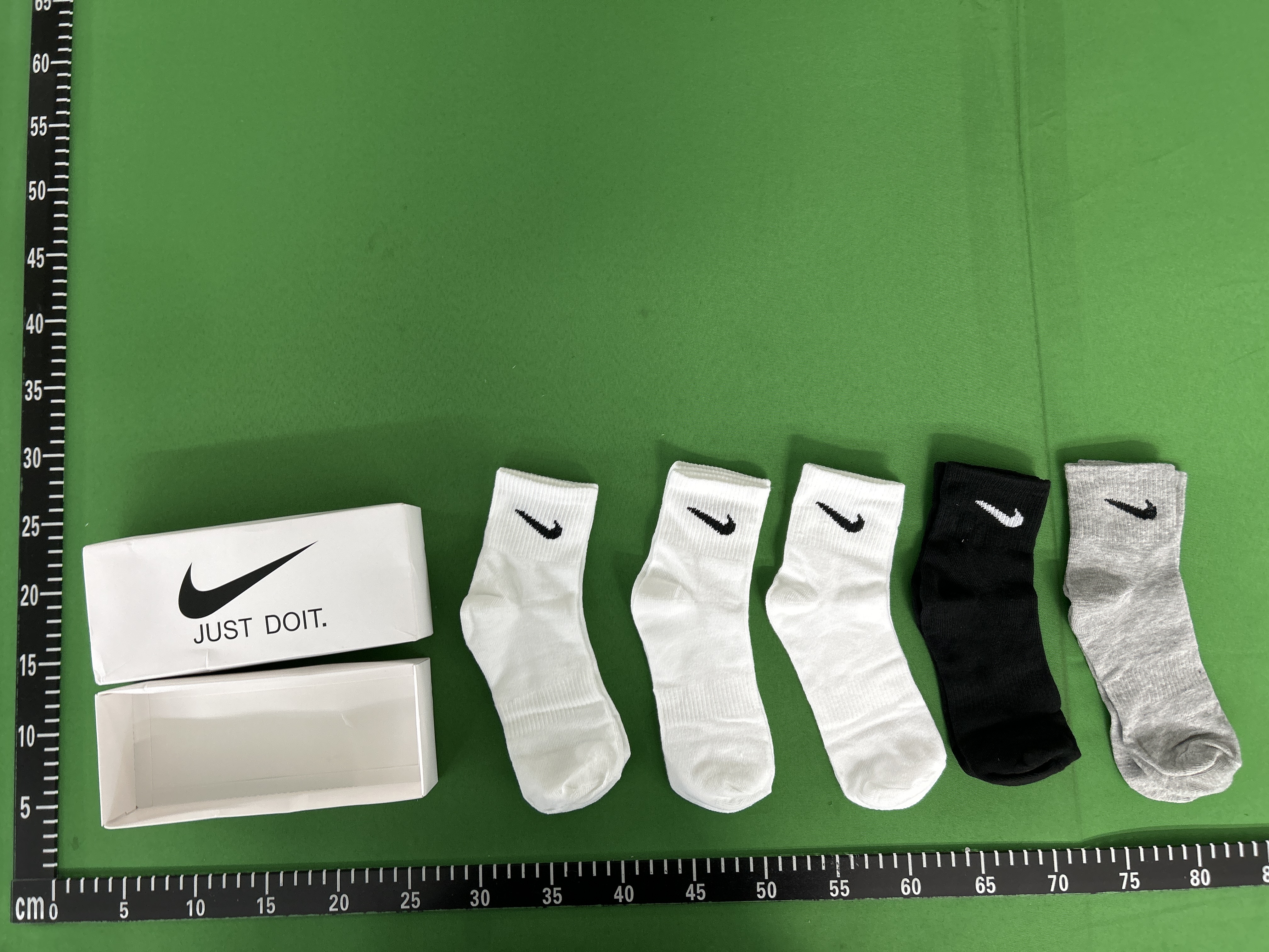 Foto QC 8 de Nike Just Do It Cushioned Crew Socks 5-Pair Box Set Black White Grey