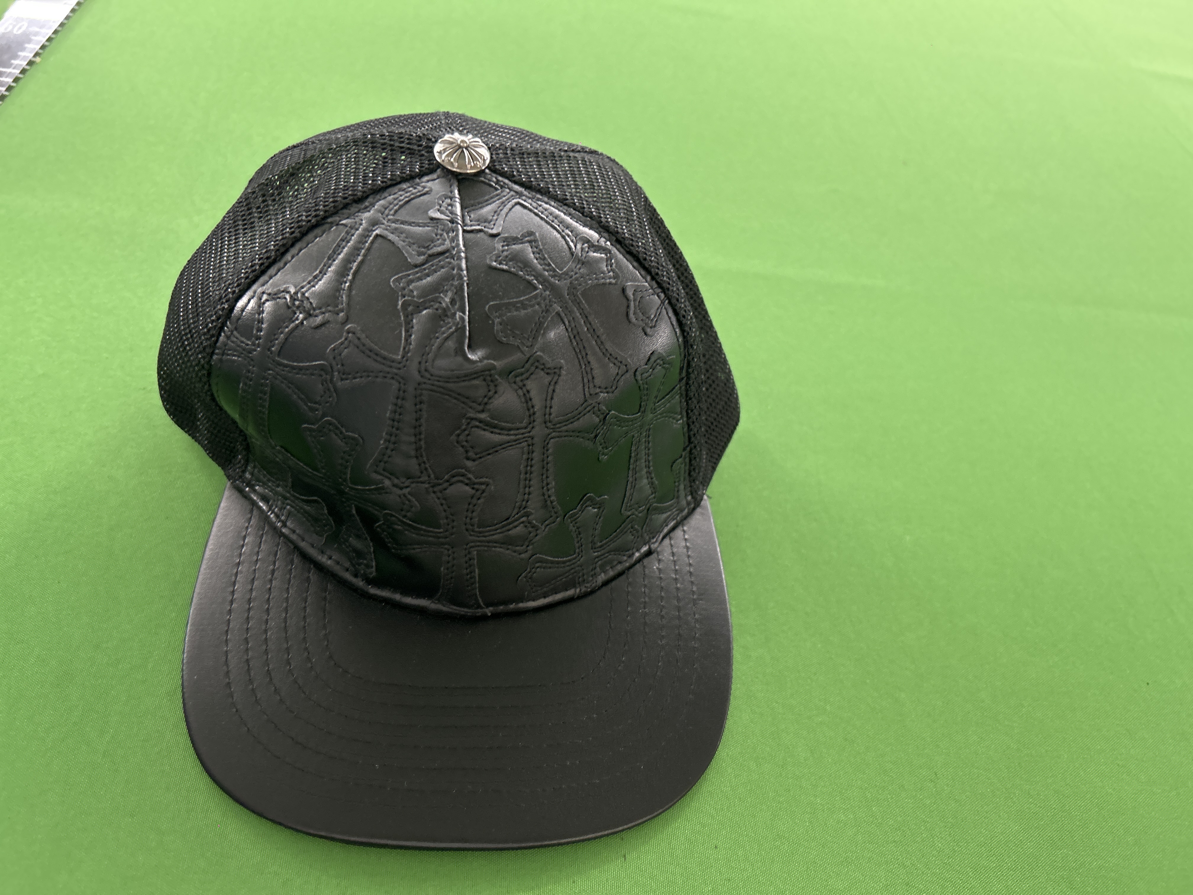 Foto QC 2 de Chrome Hearts CH Hollywood Trucker Hat Black/White