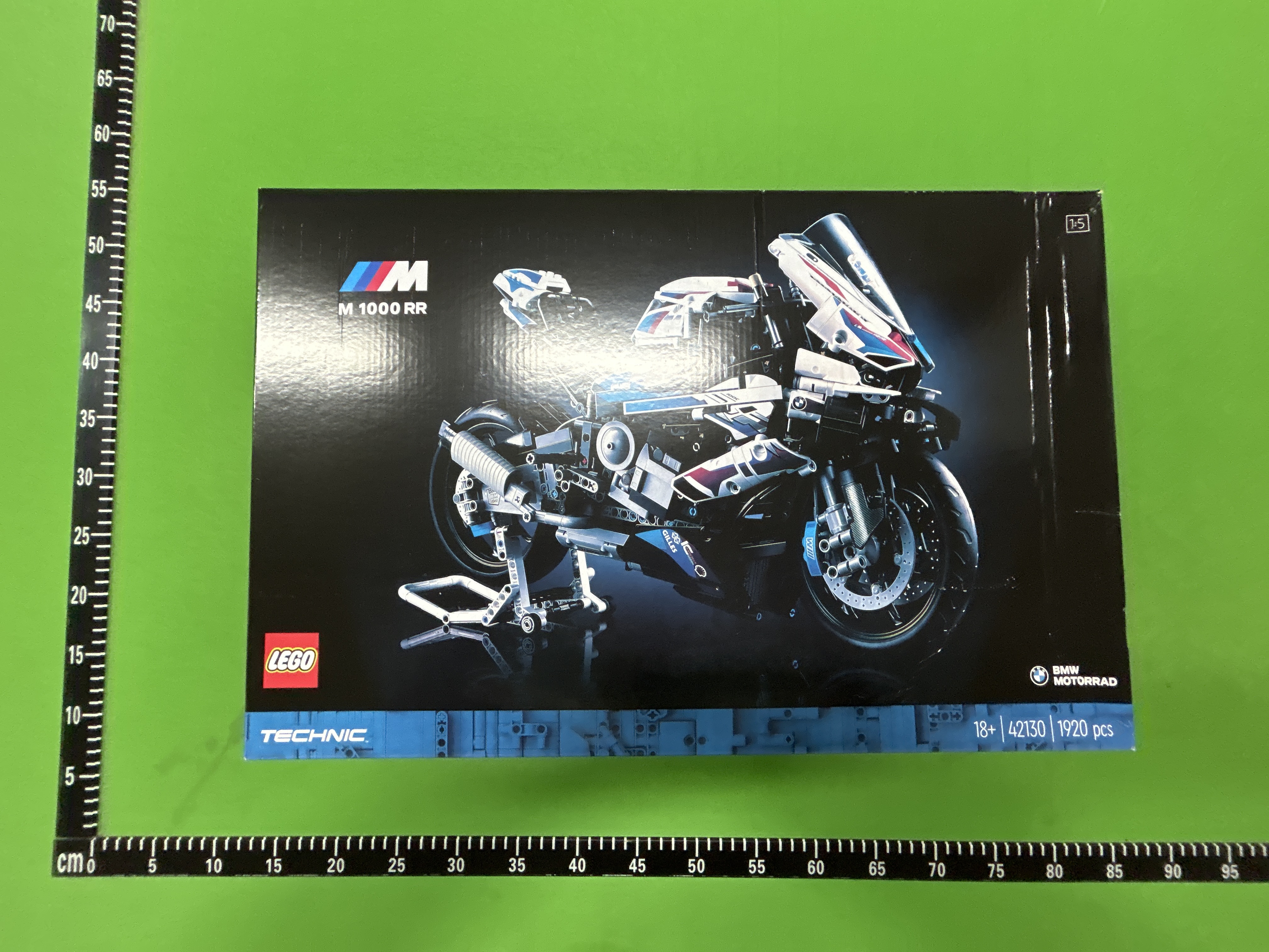 Foto QC 2 de Marvel Avengers Tower ABS Plastic Building Block Set