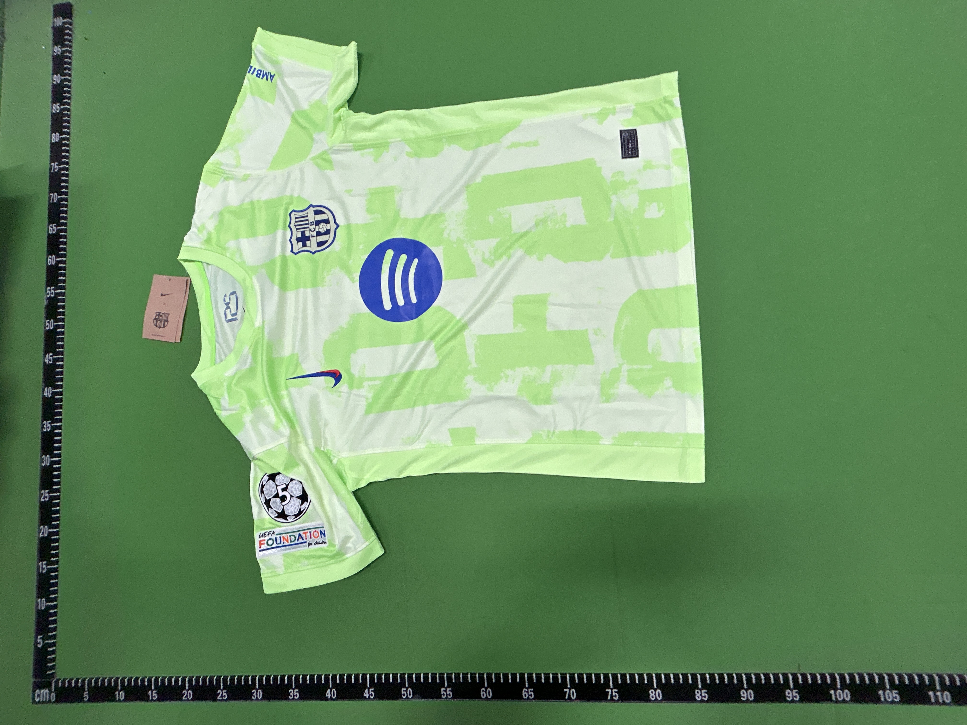 Foto QC 7 de Nike x FC Barcelona 2024/25 Third Lamine Yamal #19 Jersey Volt Green