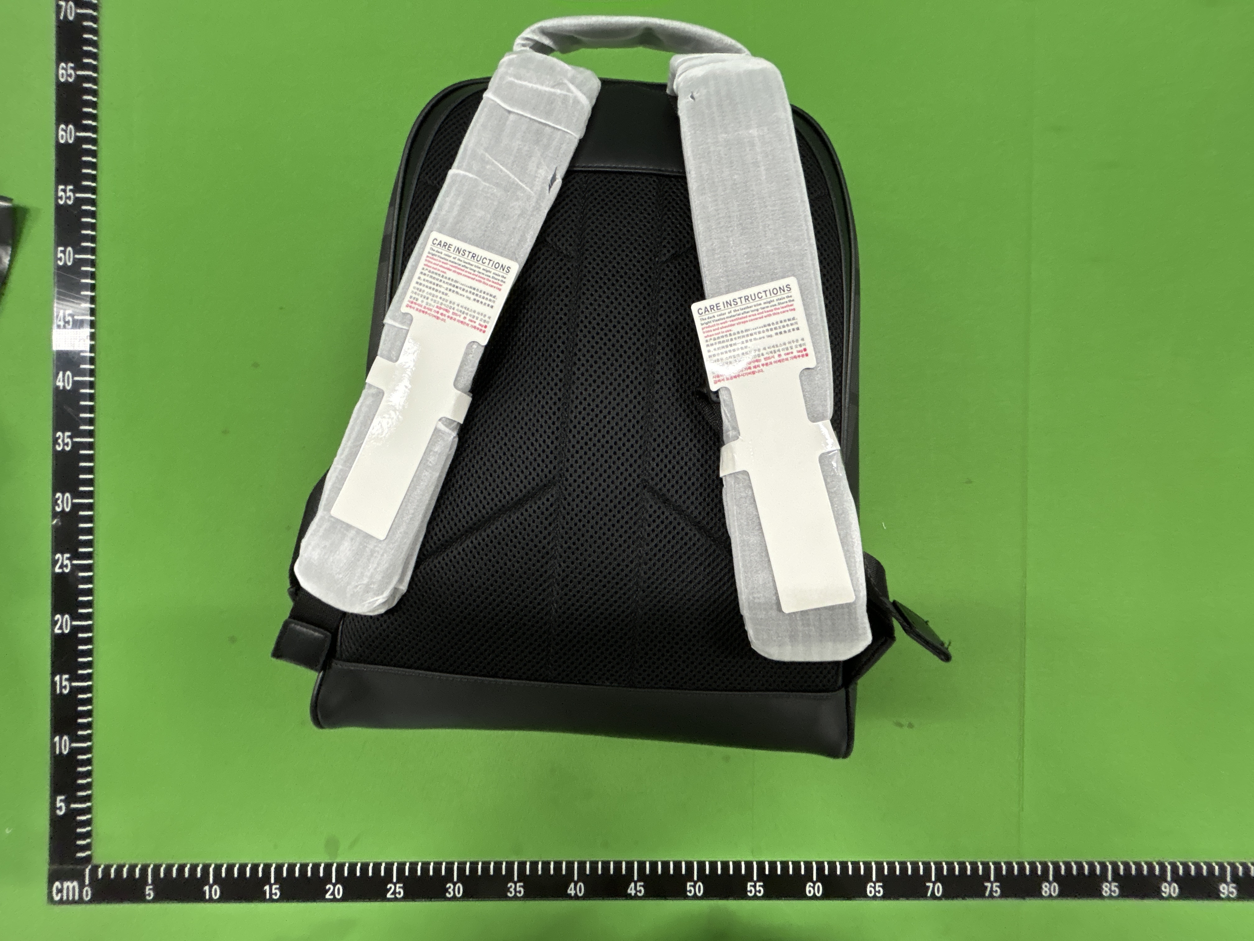 Foto QC 2 de Burberry Duffle Bag Charcoal London Check