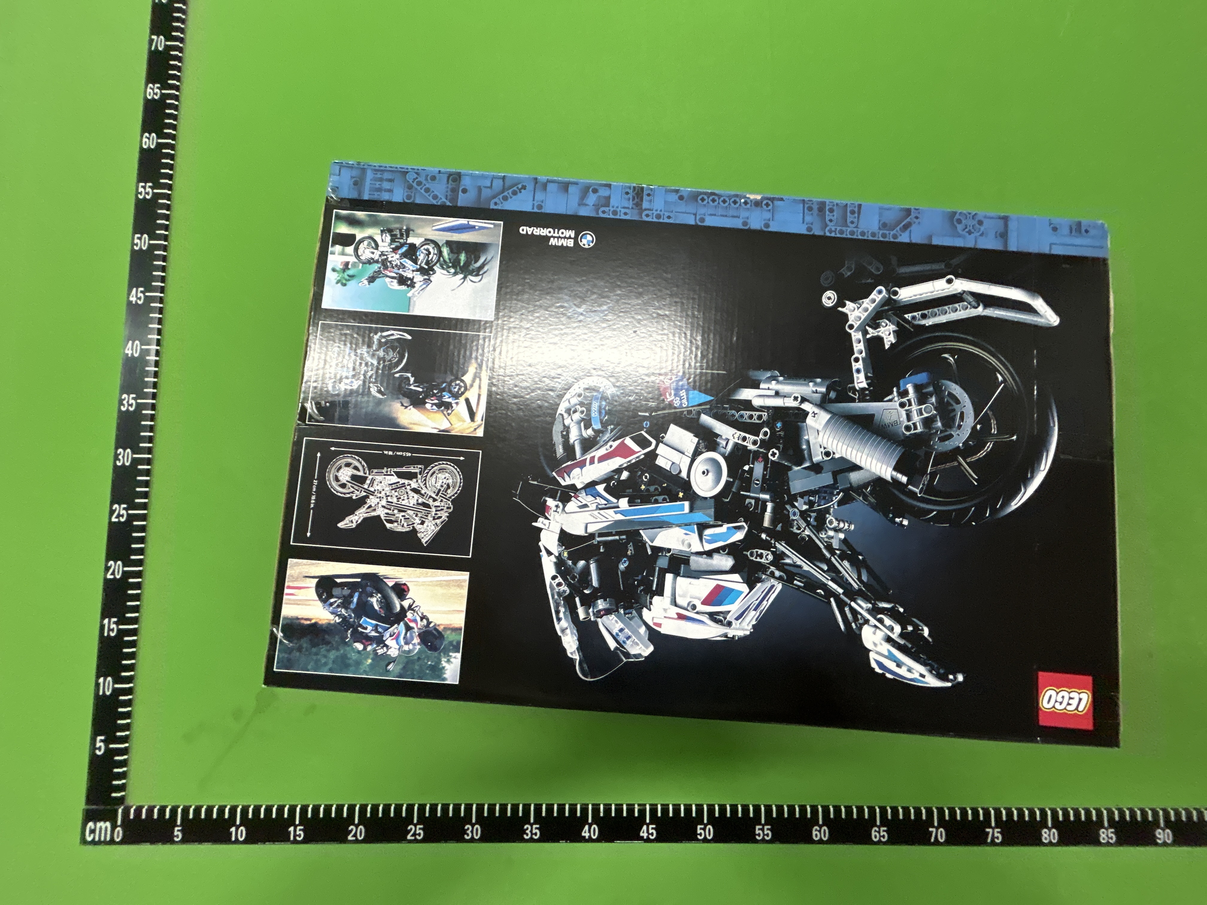 Foto QC 1 de Marvel Avengers Tower ABS Plastic Building Block Set