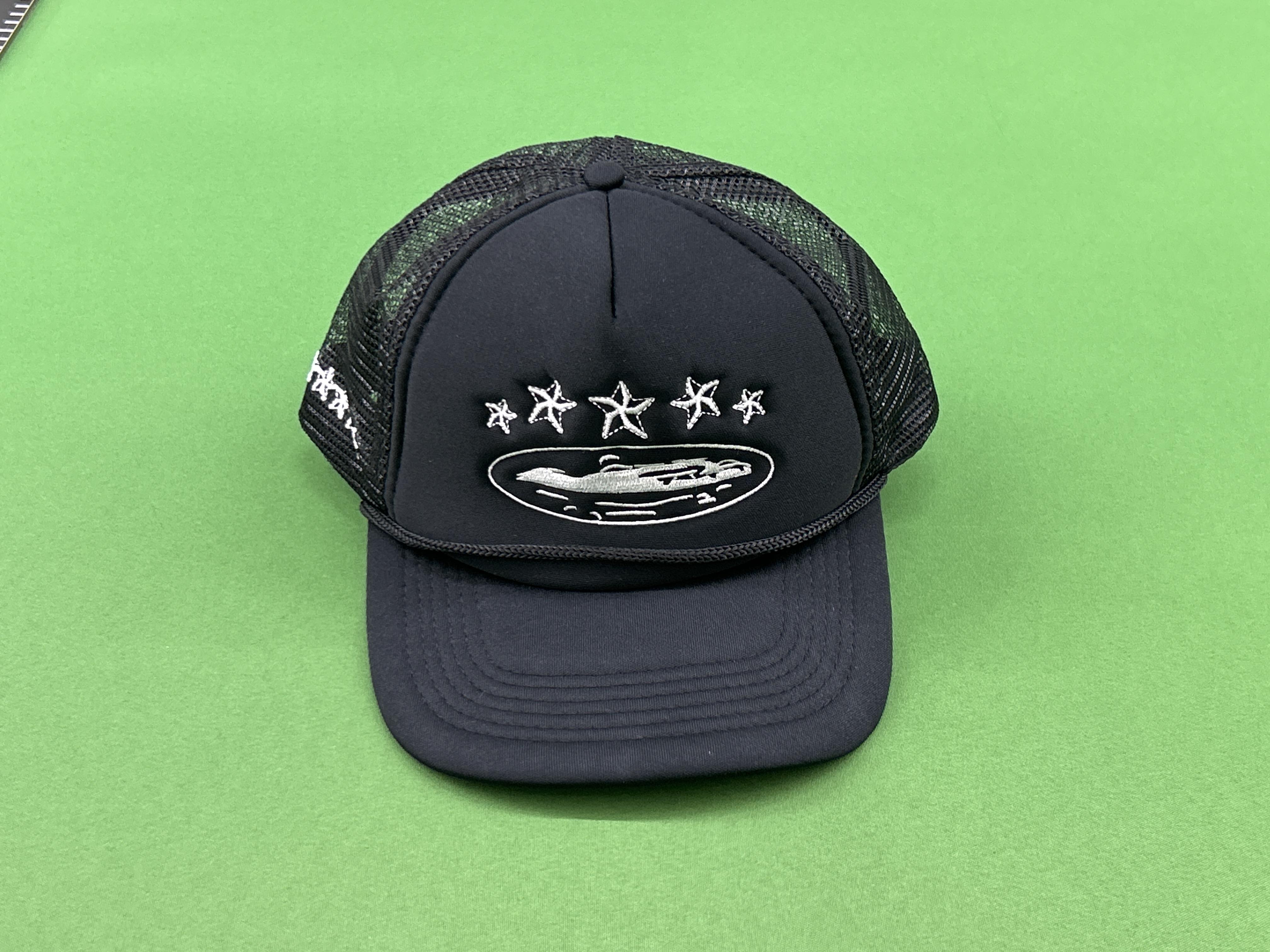 Foto QC 5 de Corteiz Five-Star Trucker Cap Black