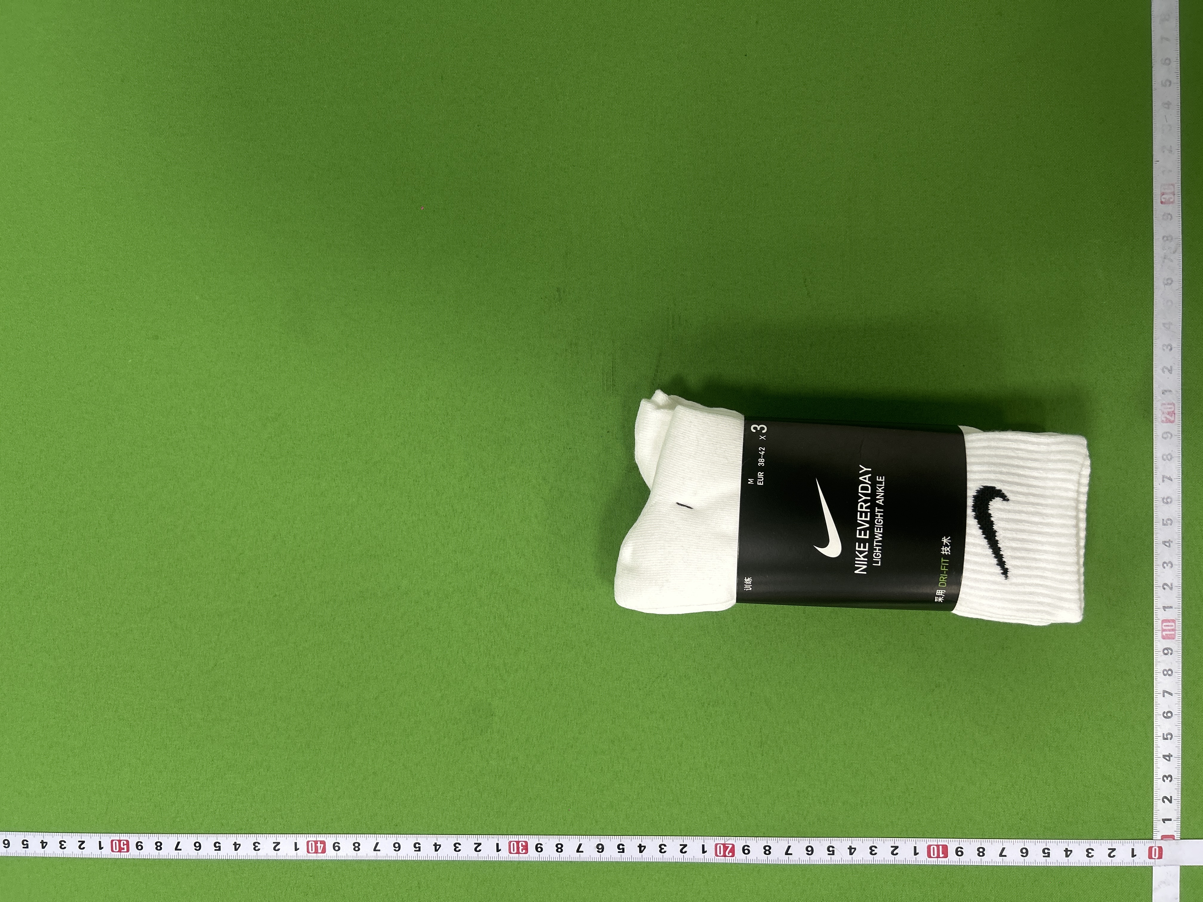 Foto QC 2 de Nike Everyday Crew Socks Lightweight Dri-FIT White