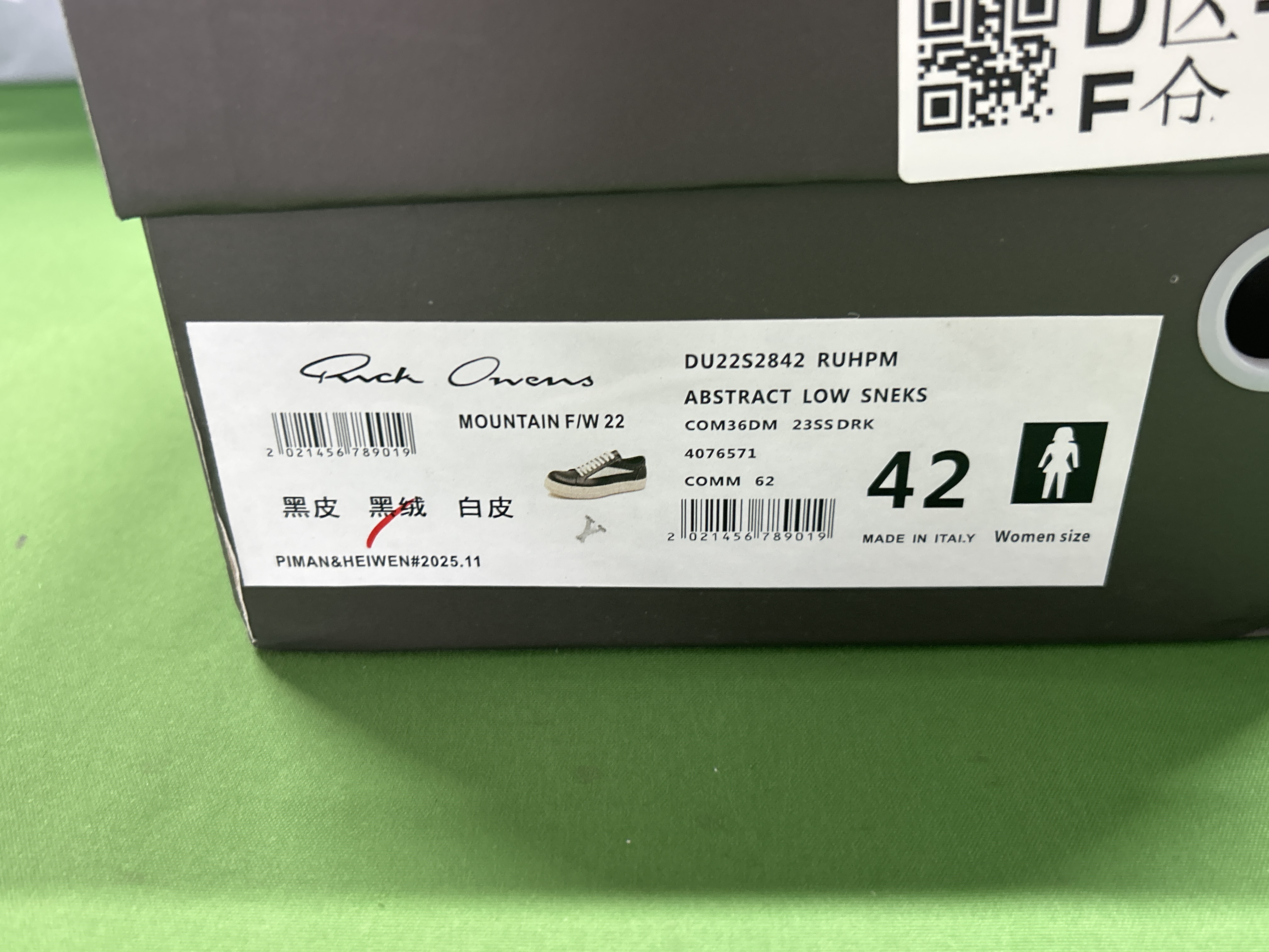 Foto QC 1 de Rick Owens Low Sneaks Low Black Milk